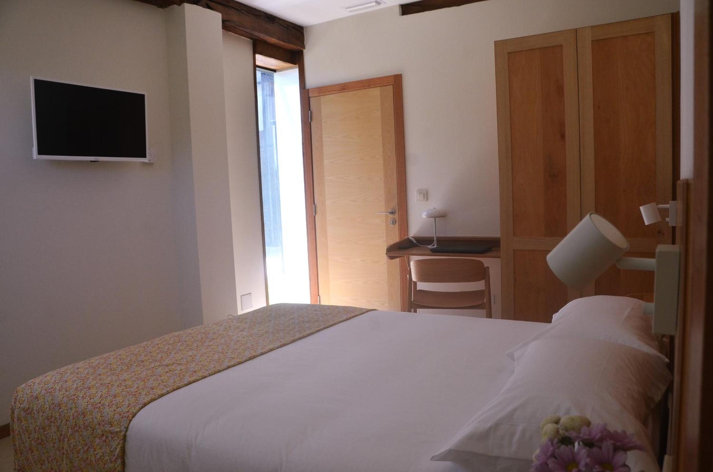 Habitación Matrimonial con Balcón