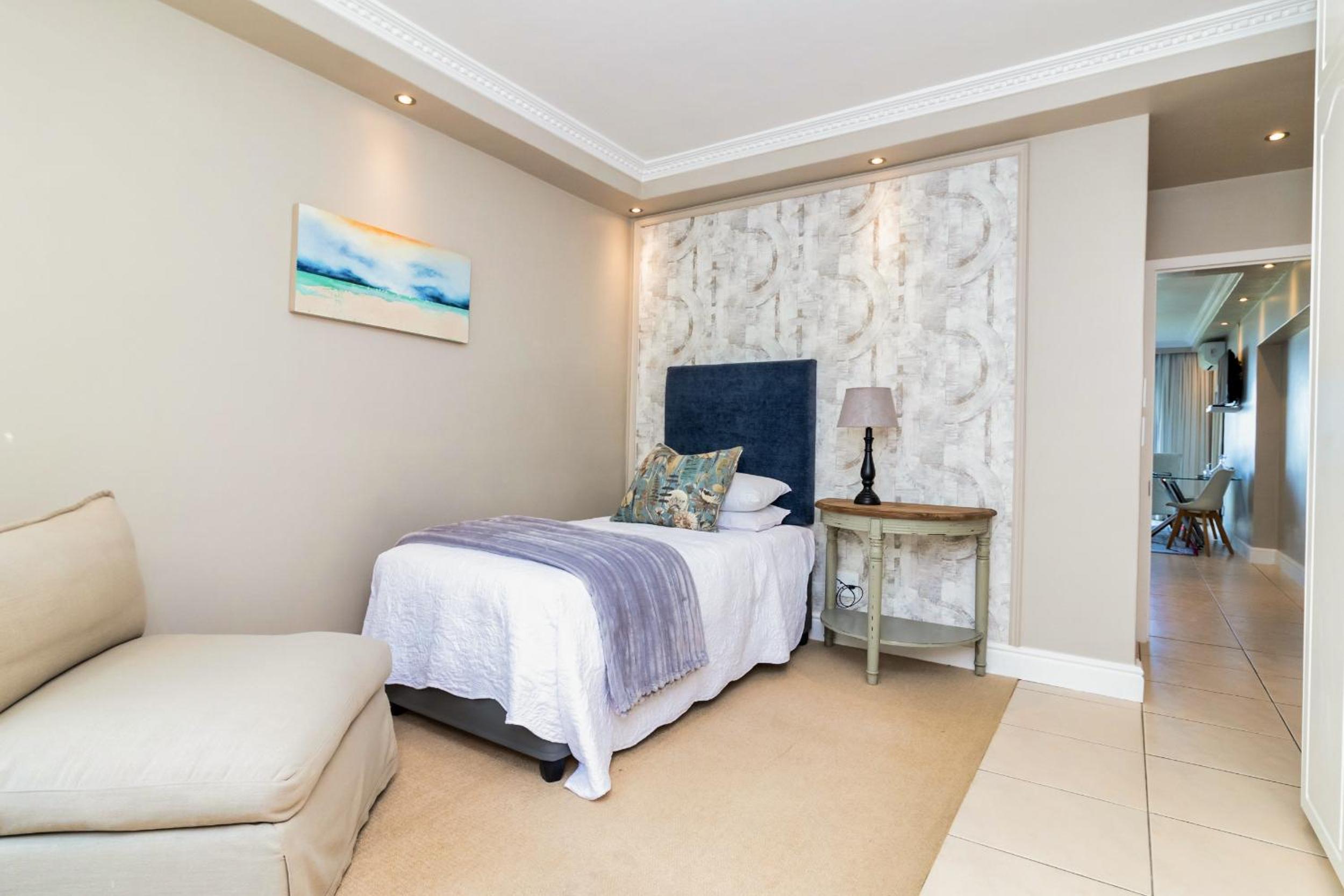 Deluxe Suite with Sea View photo 3