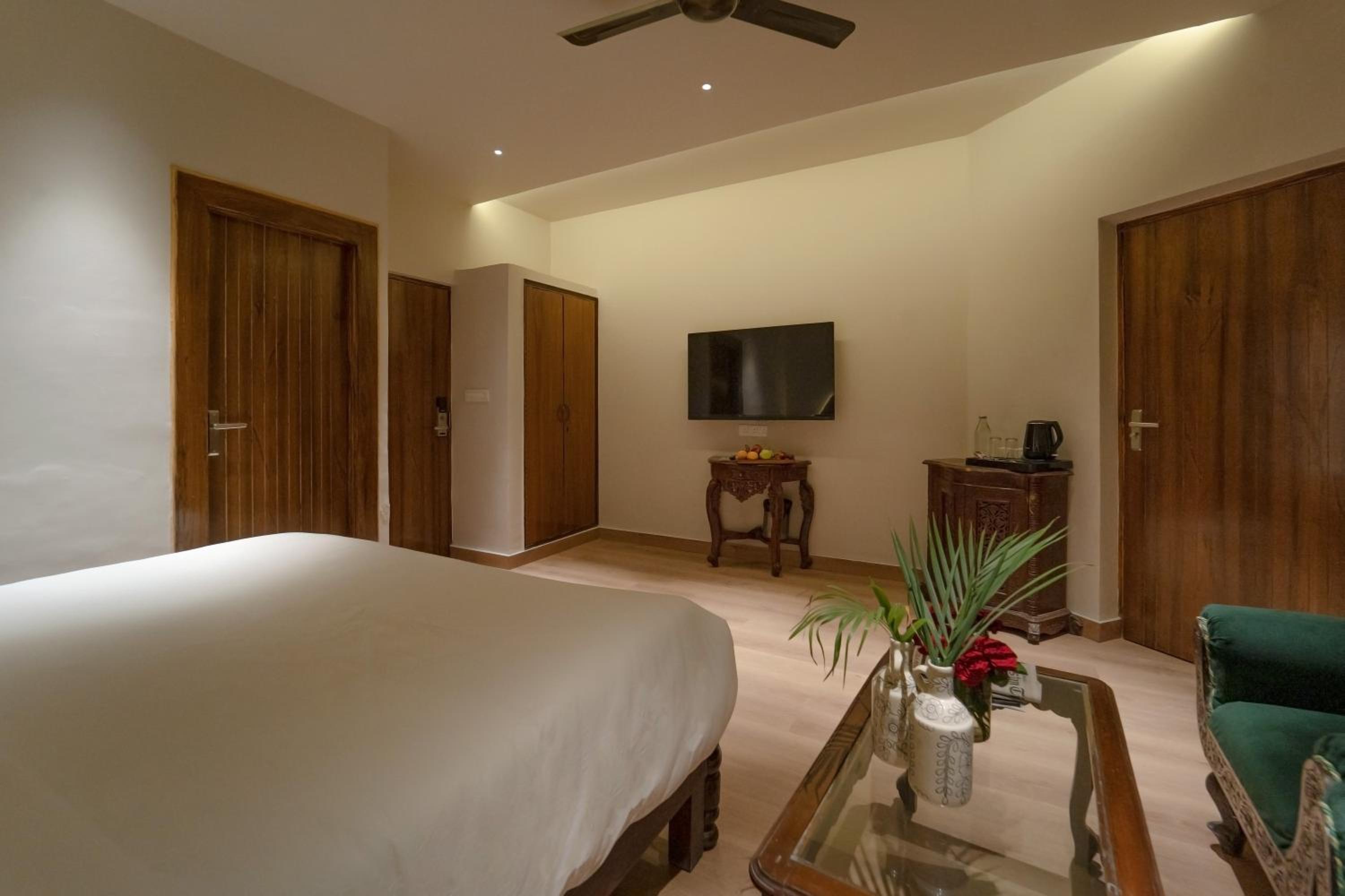 Premium Room With Garden View And Shared Balcony photo 2