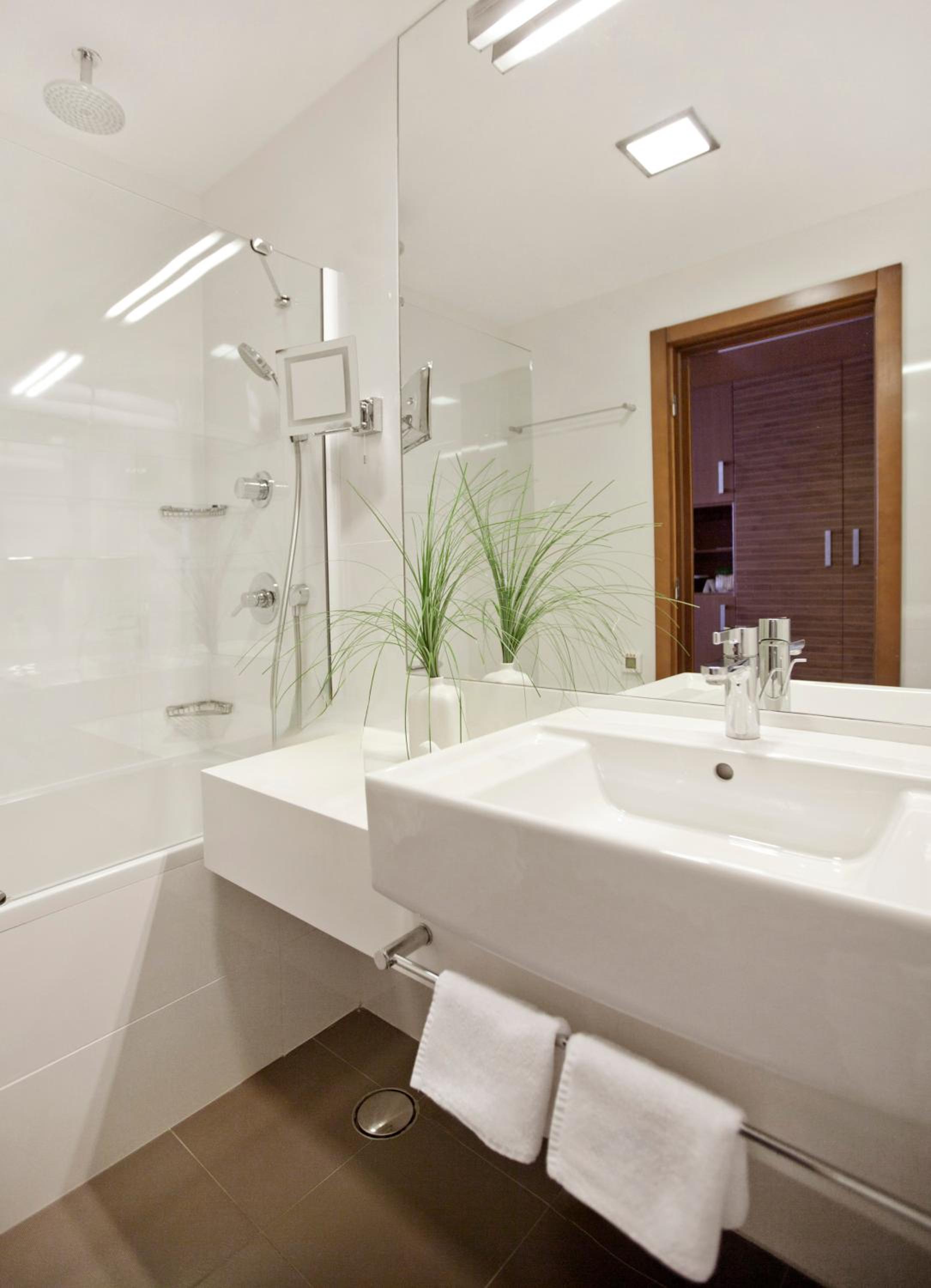 Deluxe Double Room With Balcony And Sea View photo 2