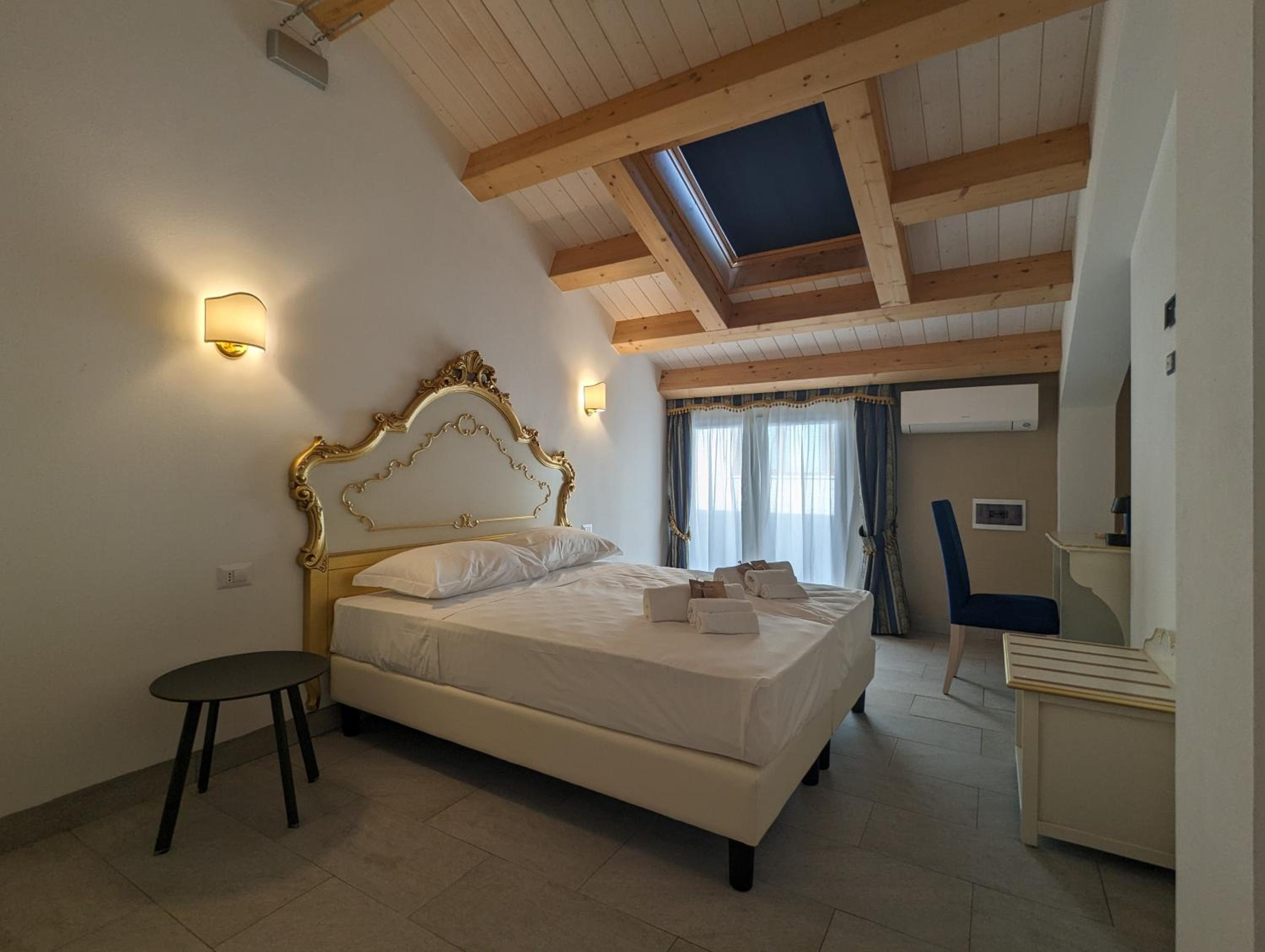 King Room photo 2