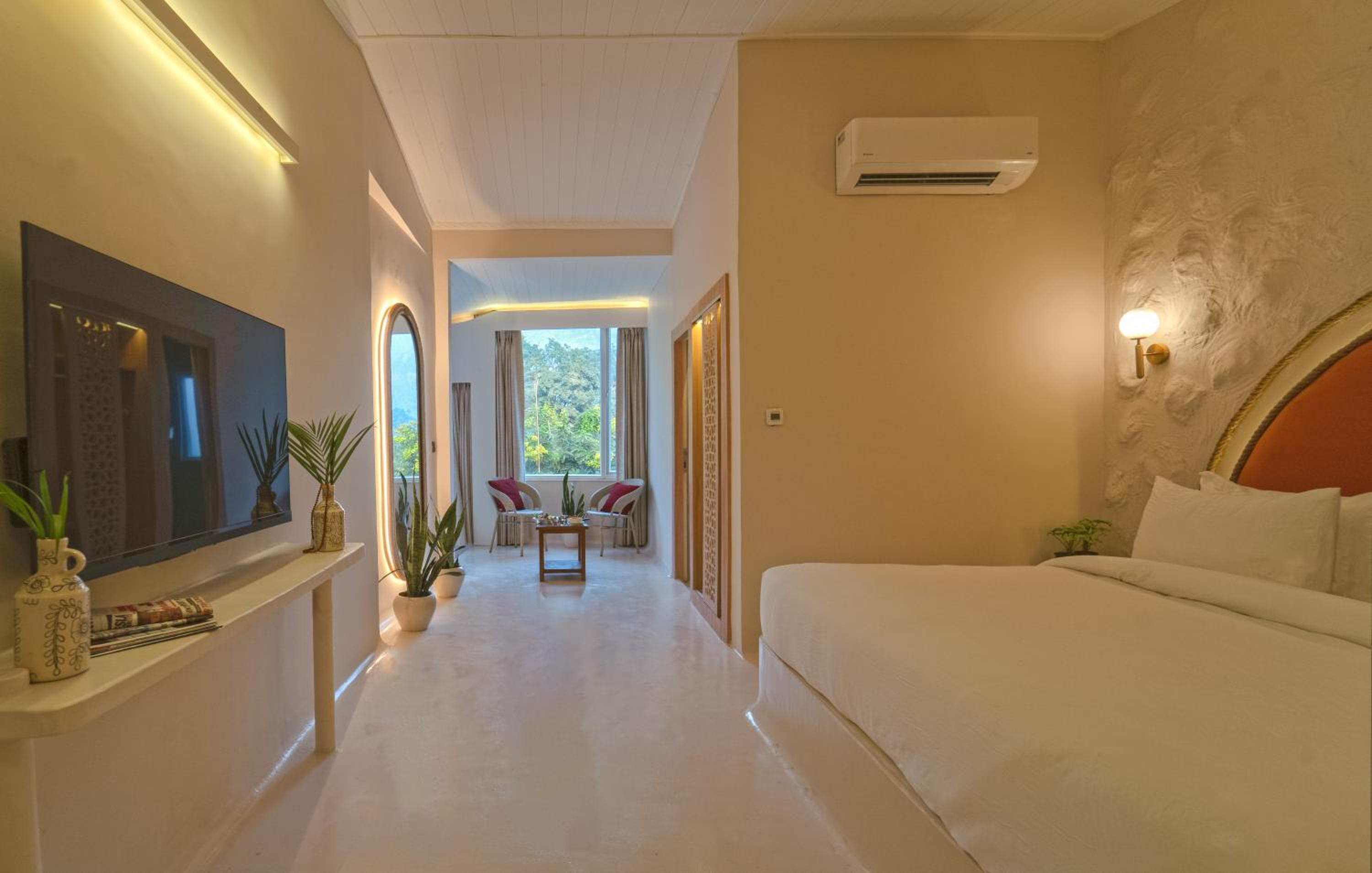 Designer Family Cottage With Mountain View photo 2