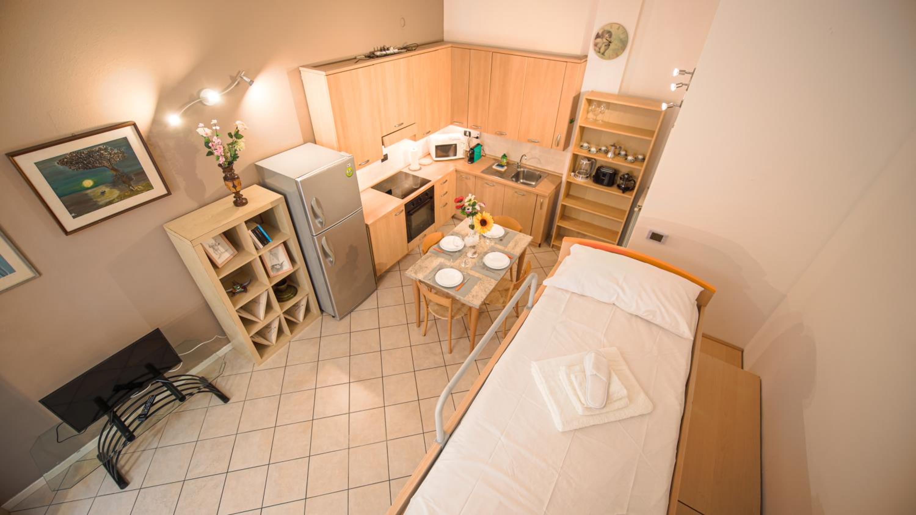 One-Bedroom Apartment