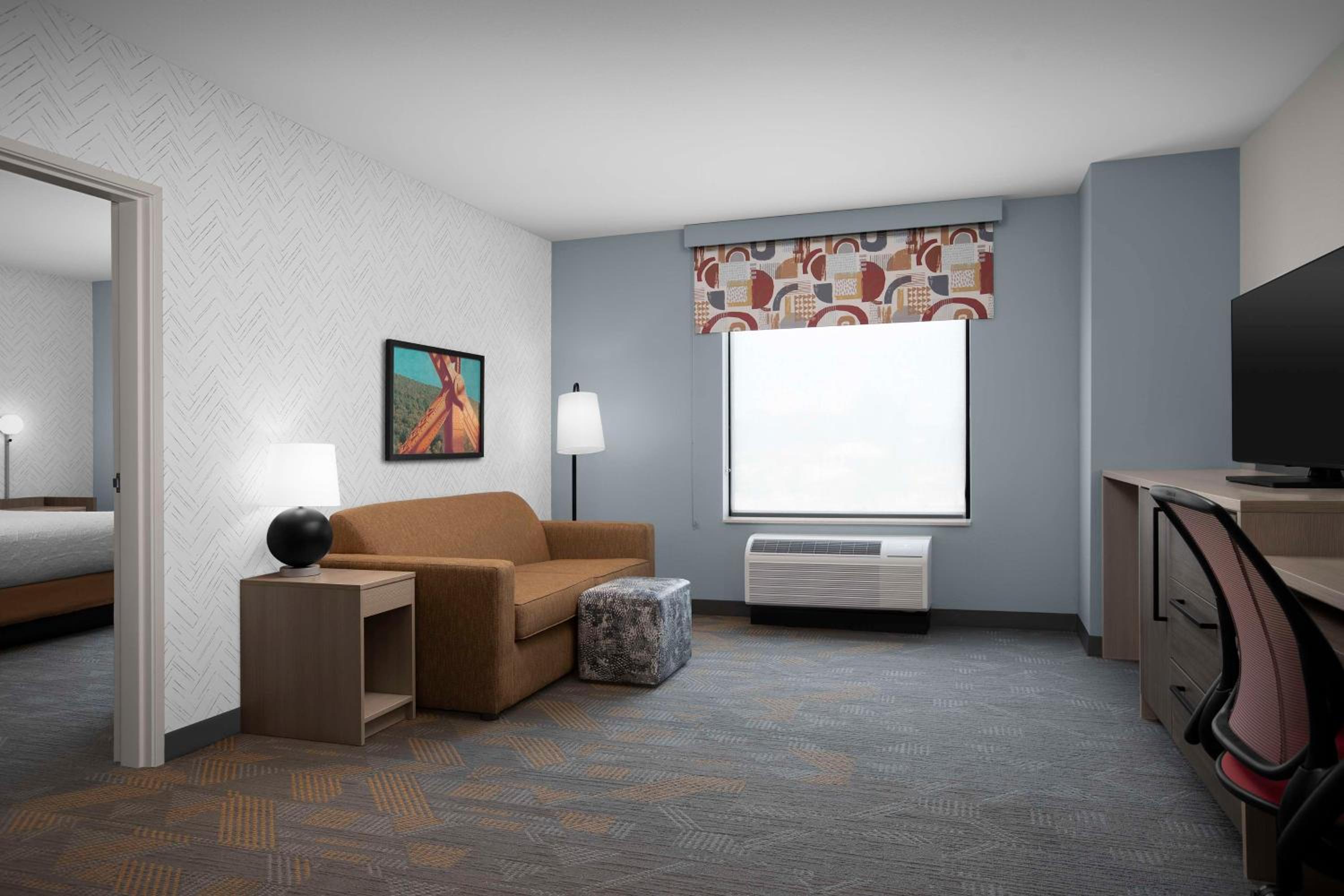 One-Bedroom King Suite photo 1