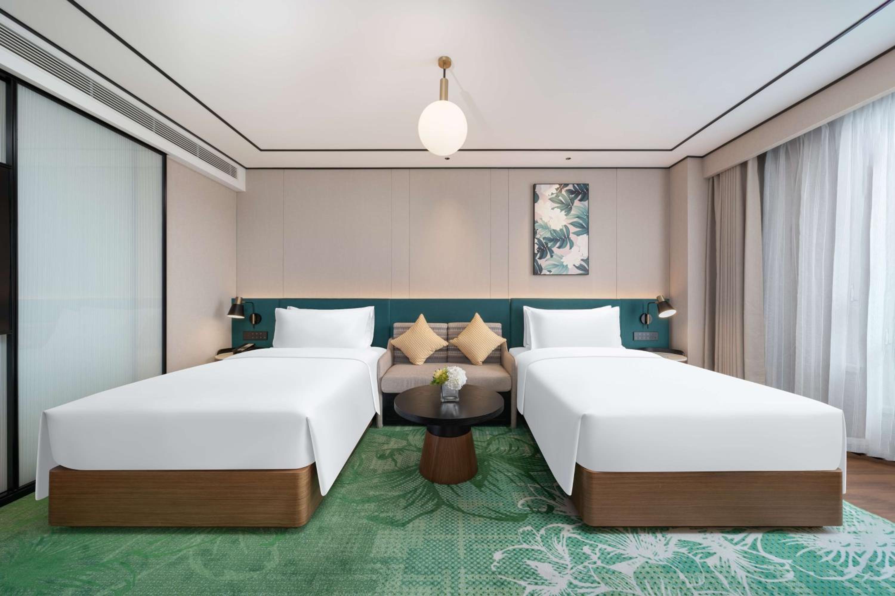 Deluxe Twin Room photo 3