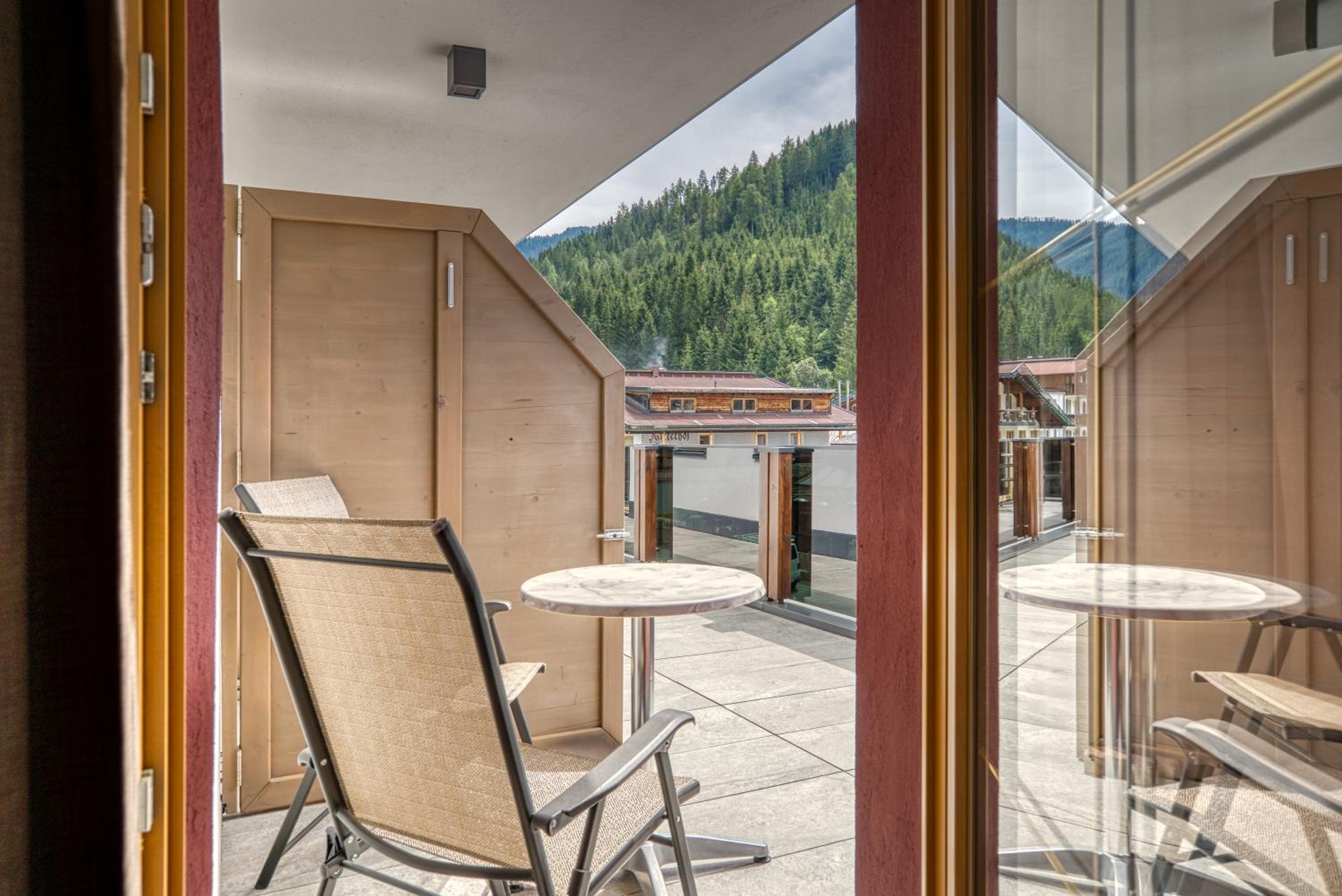 Comfort Double Room with Balcony photo 2