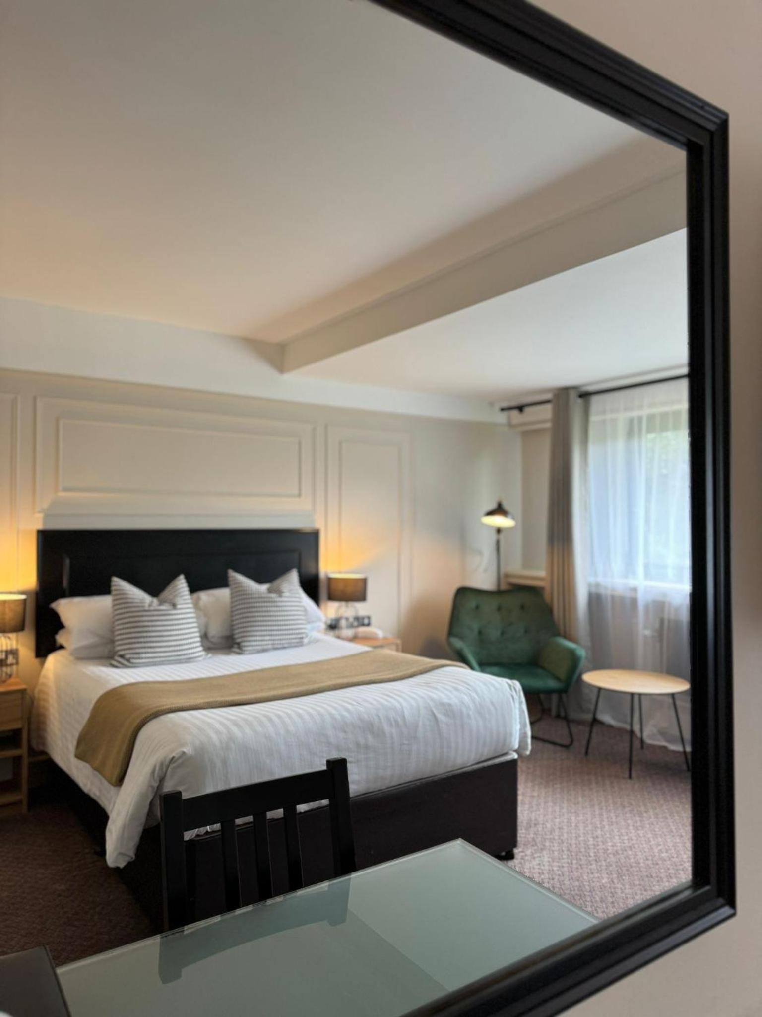 Standard Double Room - Photo 7