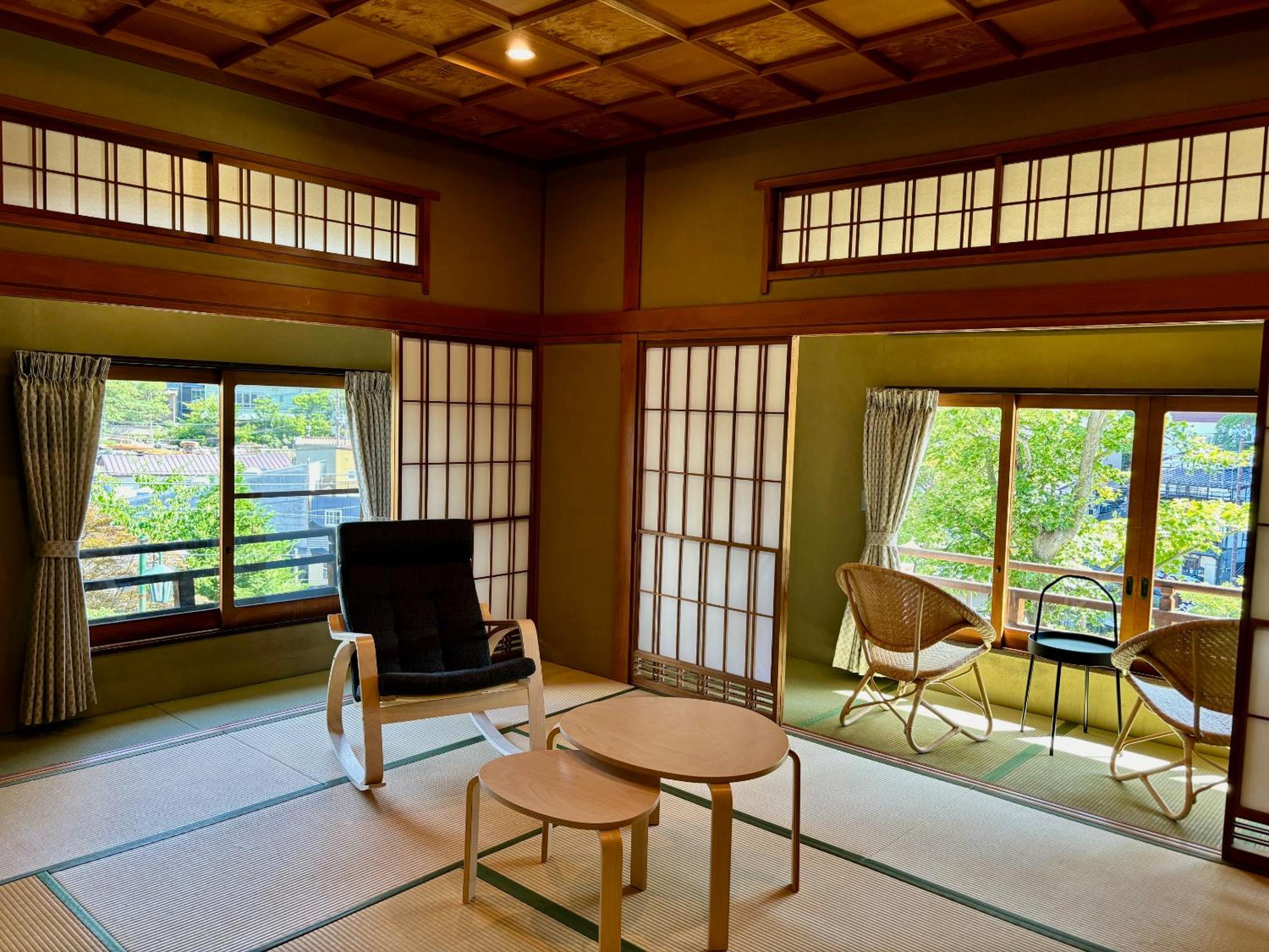 Corner Japanese Style Room with Futon - No Bath, No Shower - Photo 1