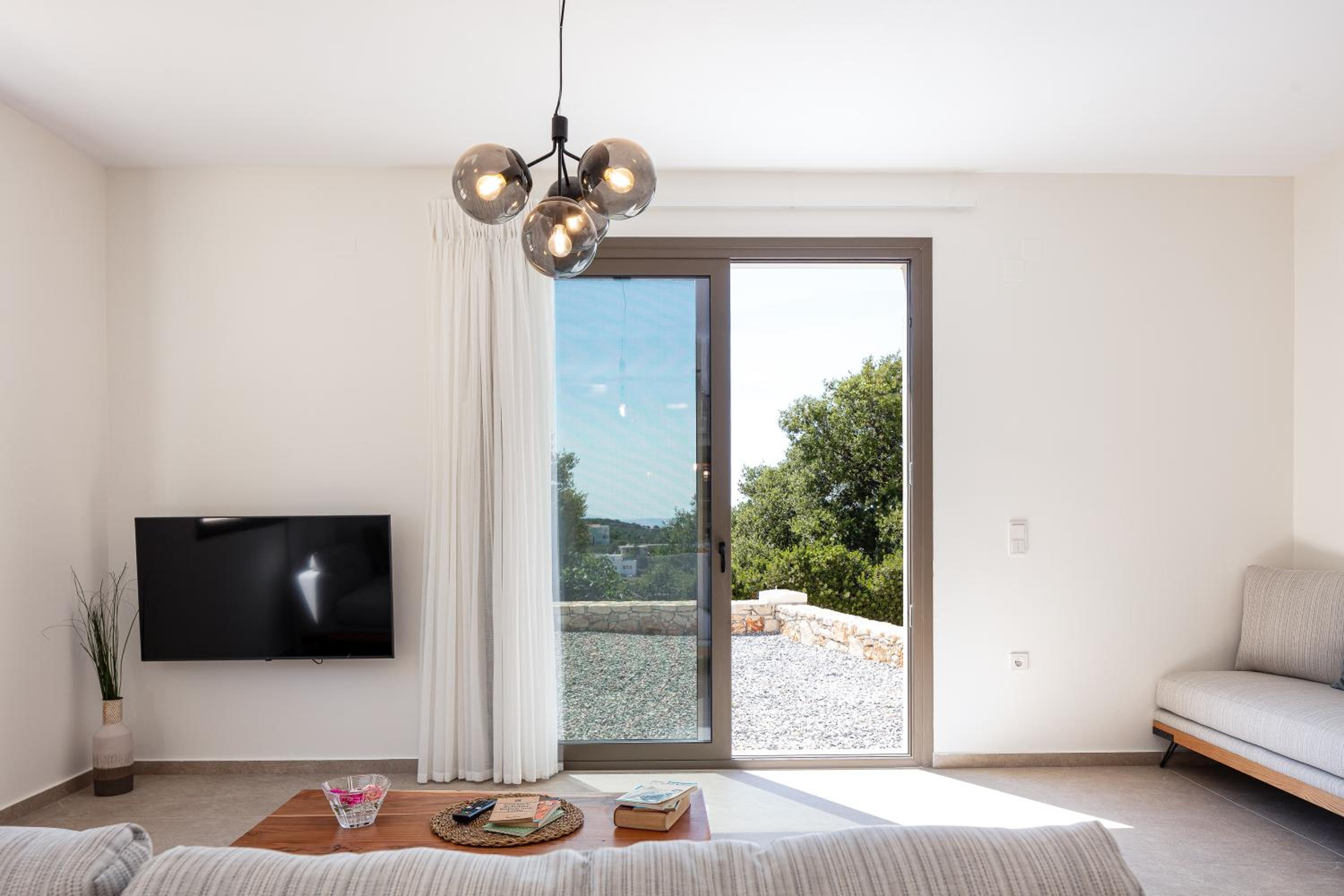 Three-Bedroom Villa photo 1
