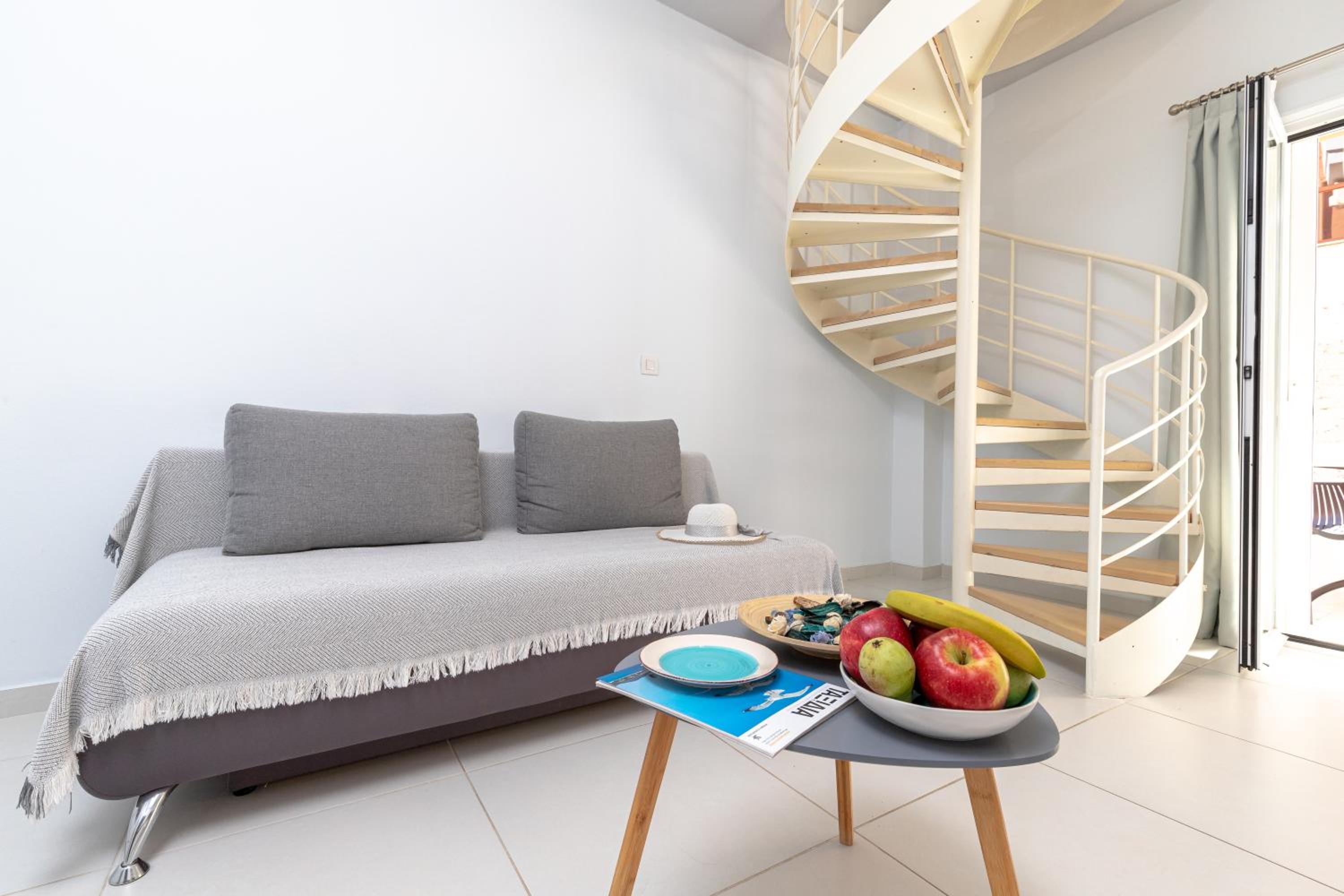 Junior Suite Split Level with Balcony - Photo 9
