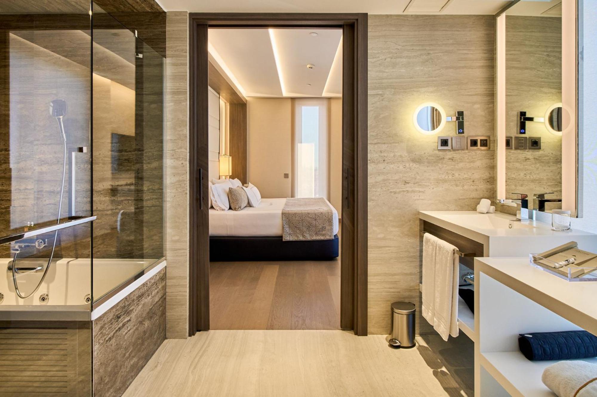Suite Suite