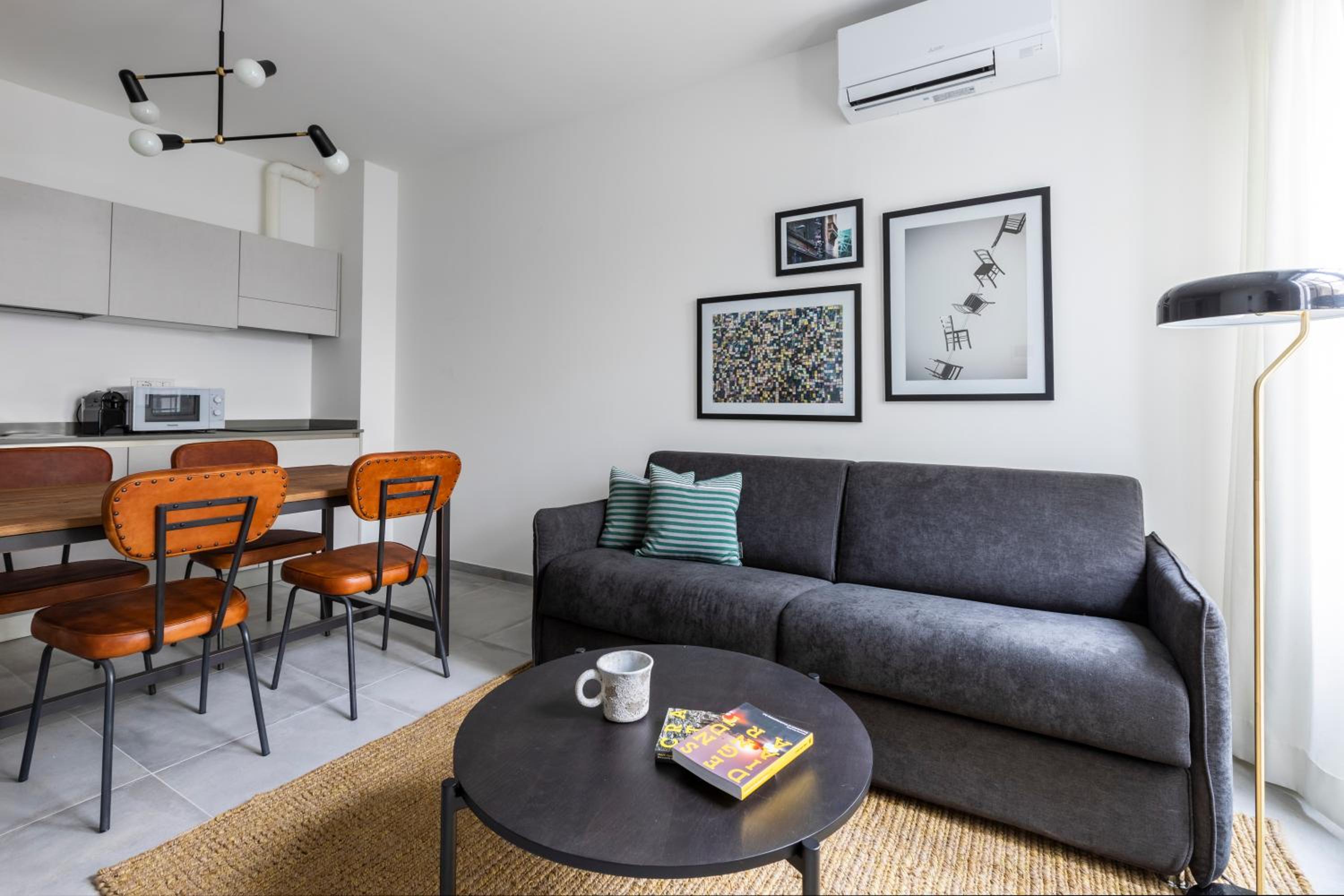 Two-Bedroom Apartment With Terrace photo 1