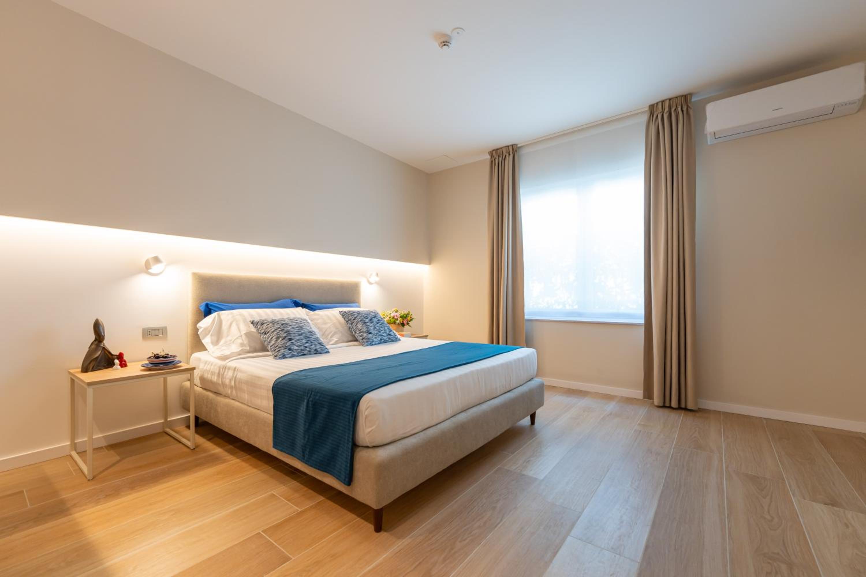 Double Room with Private Bathroom photo 1
