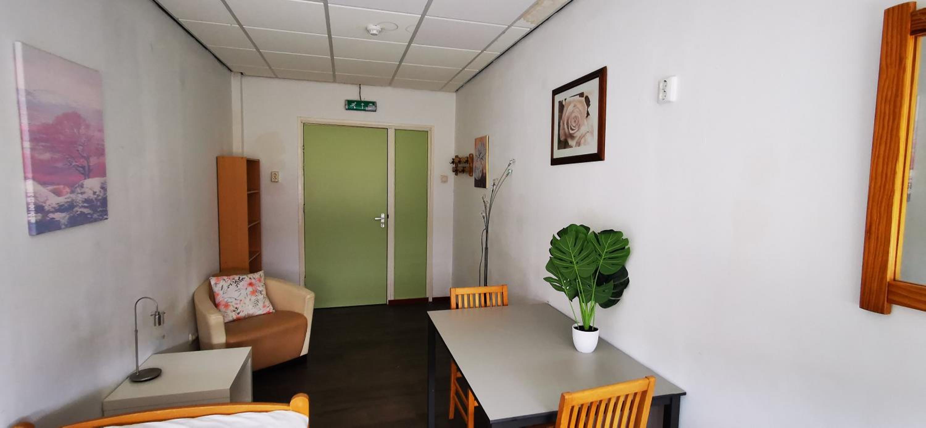 Single Room photo 2