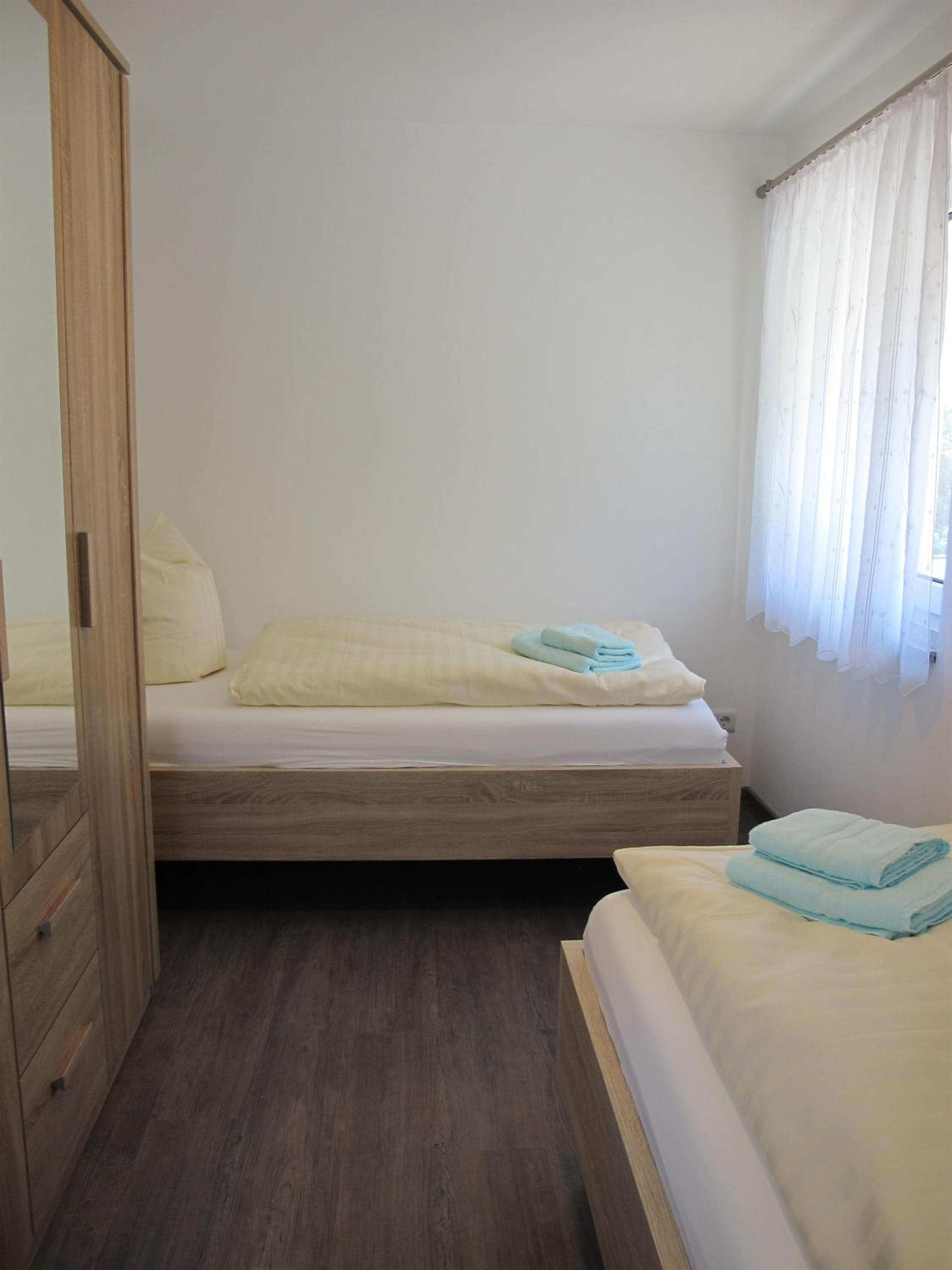 Apartment with Shower photo 2