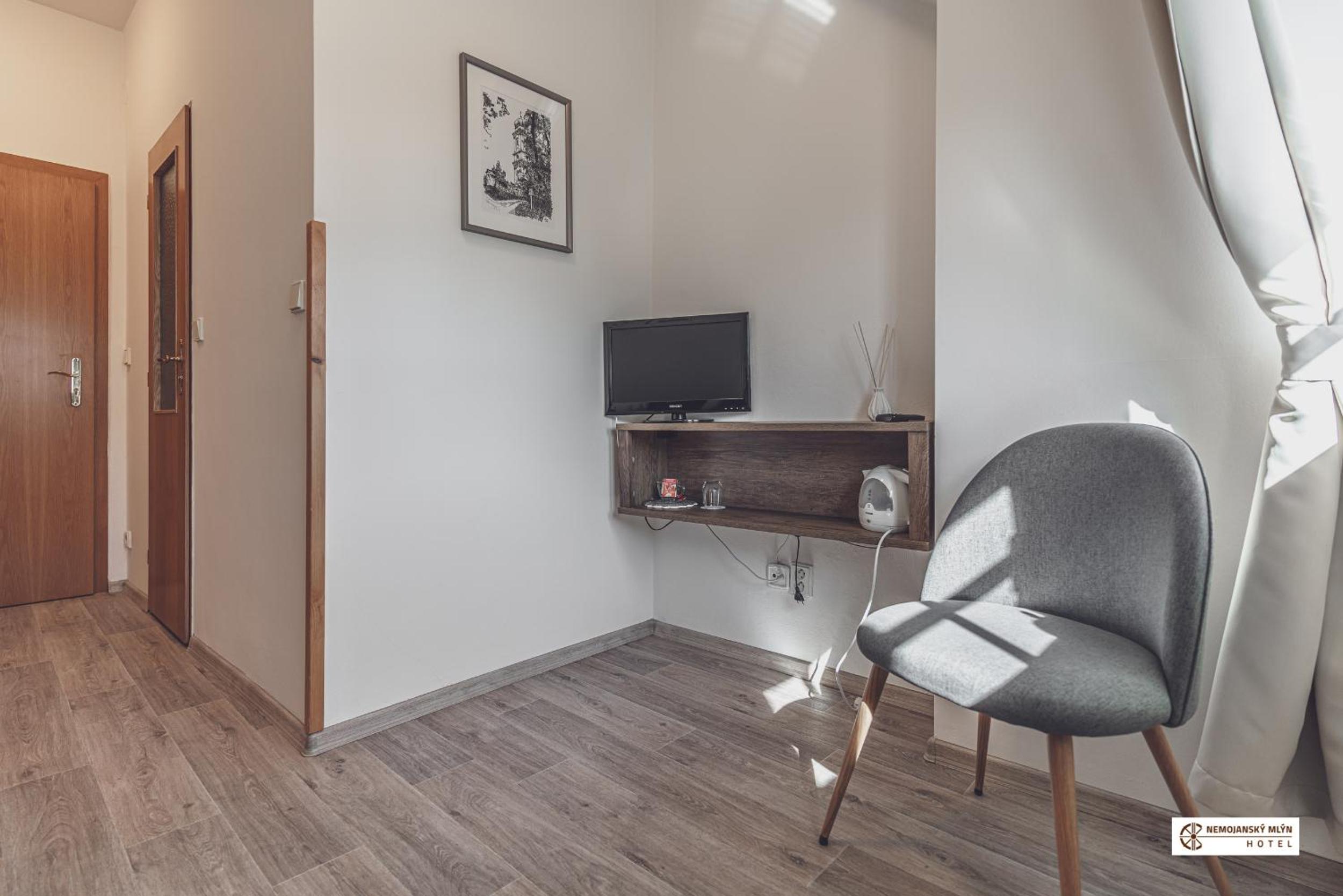 Single Room photo 2
