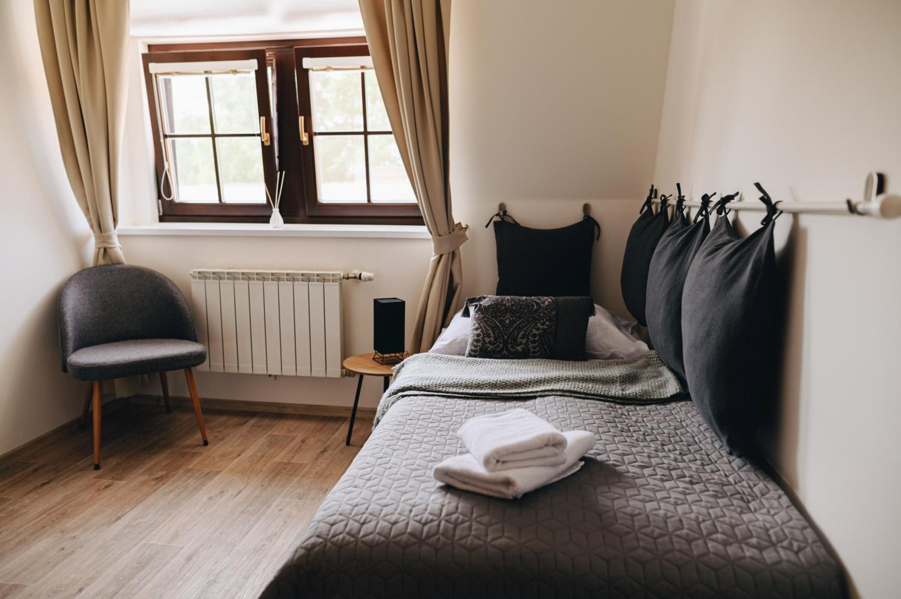 Single Room photo 1