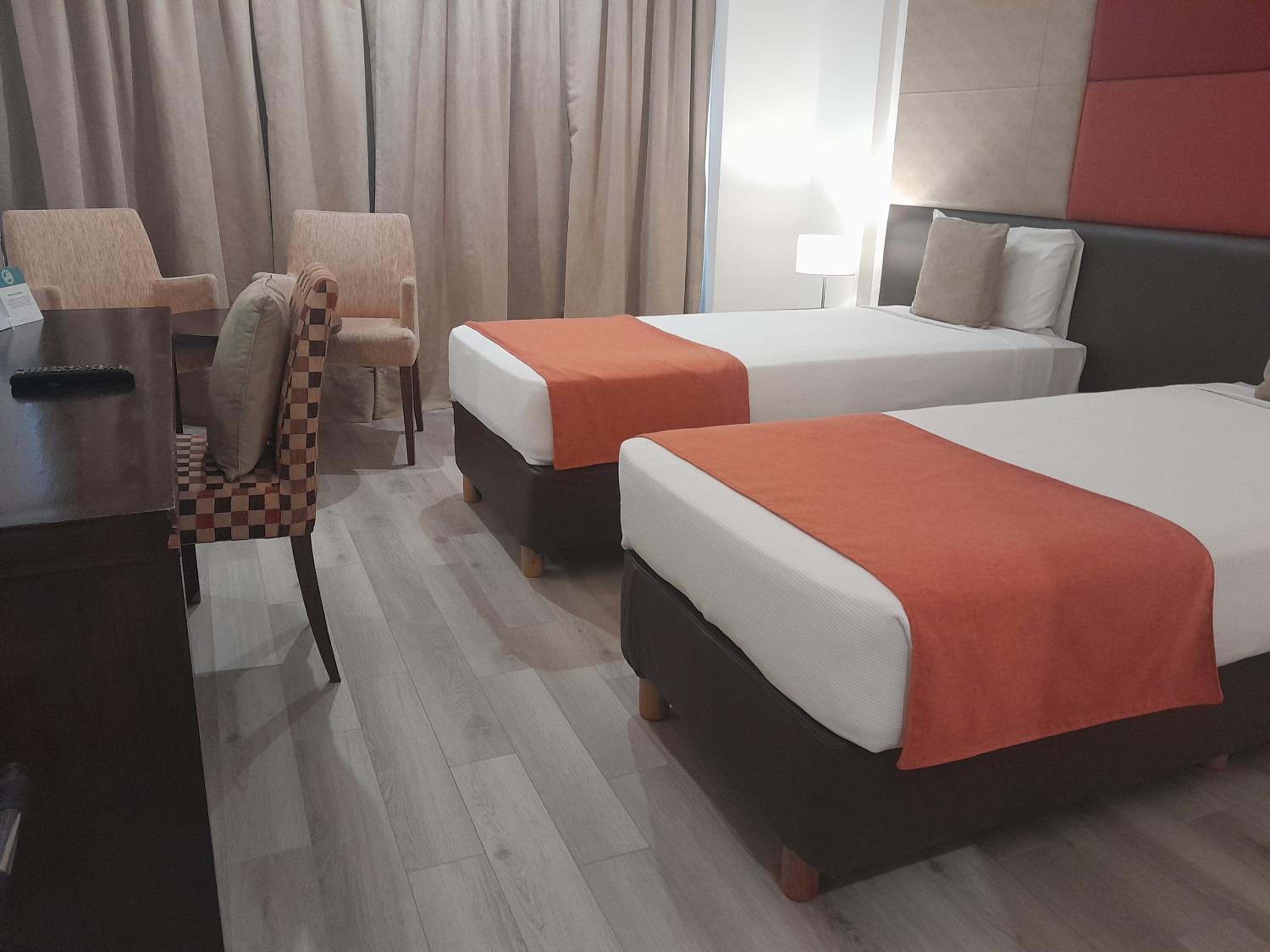 Standard Twin Room photo 3