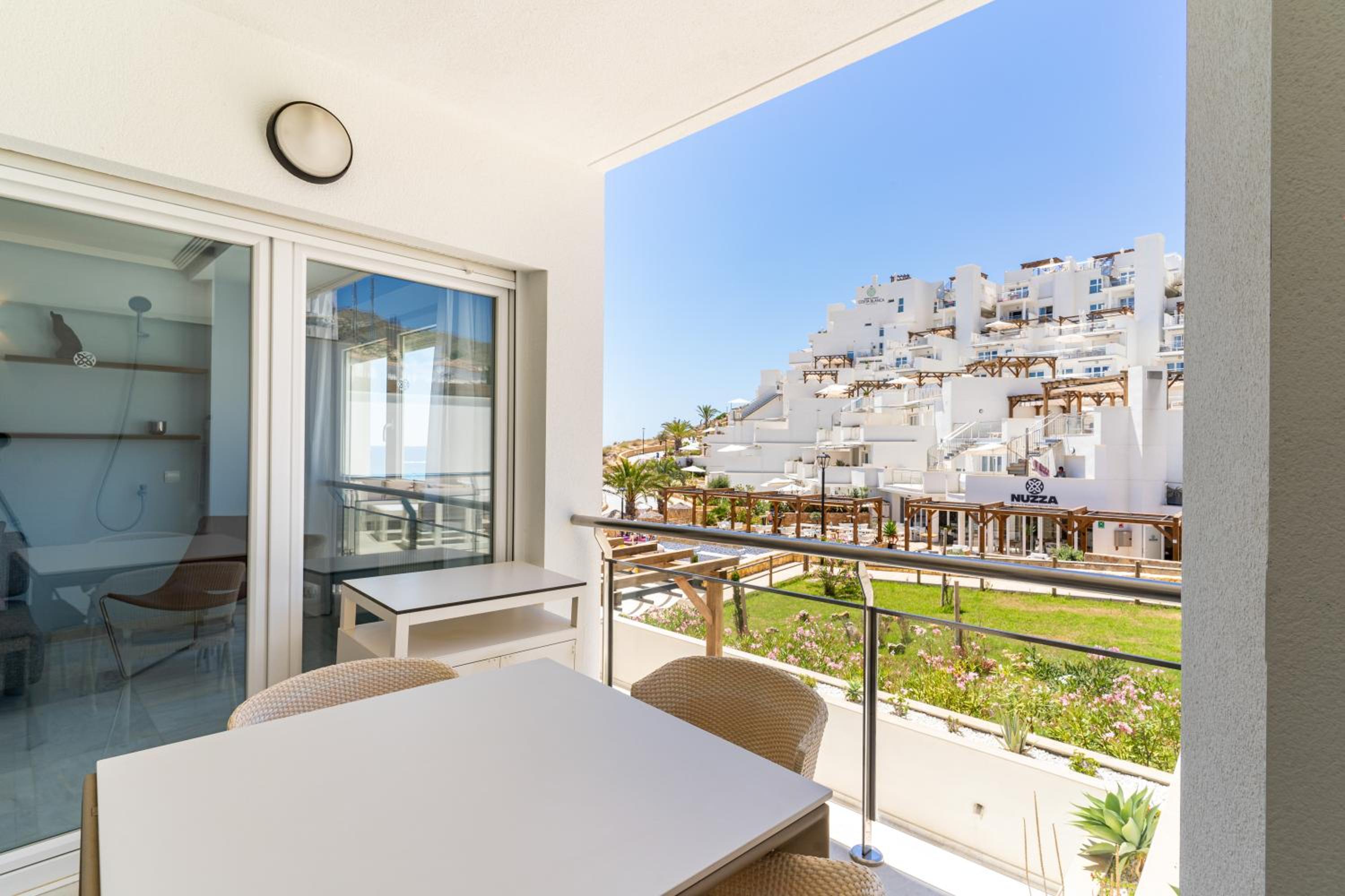 Apartamento de lujo de una habitación con balcón o terraza Apartamento de lujo de una habitación con balcón o terraza