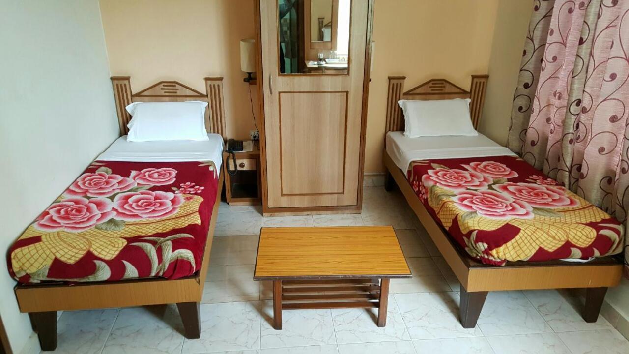 Standard Double Room - Photo 2