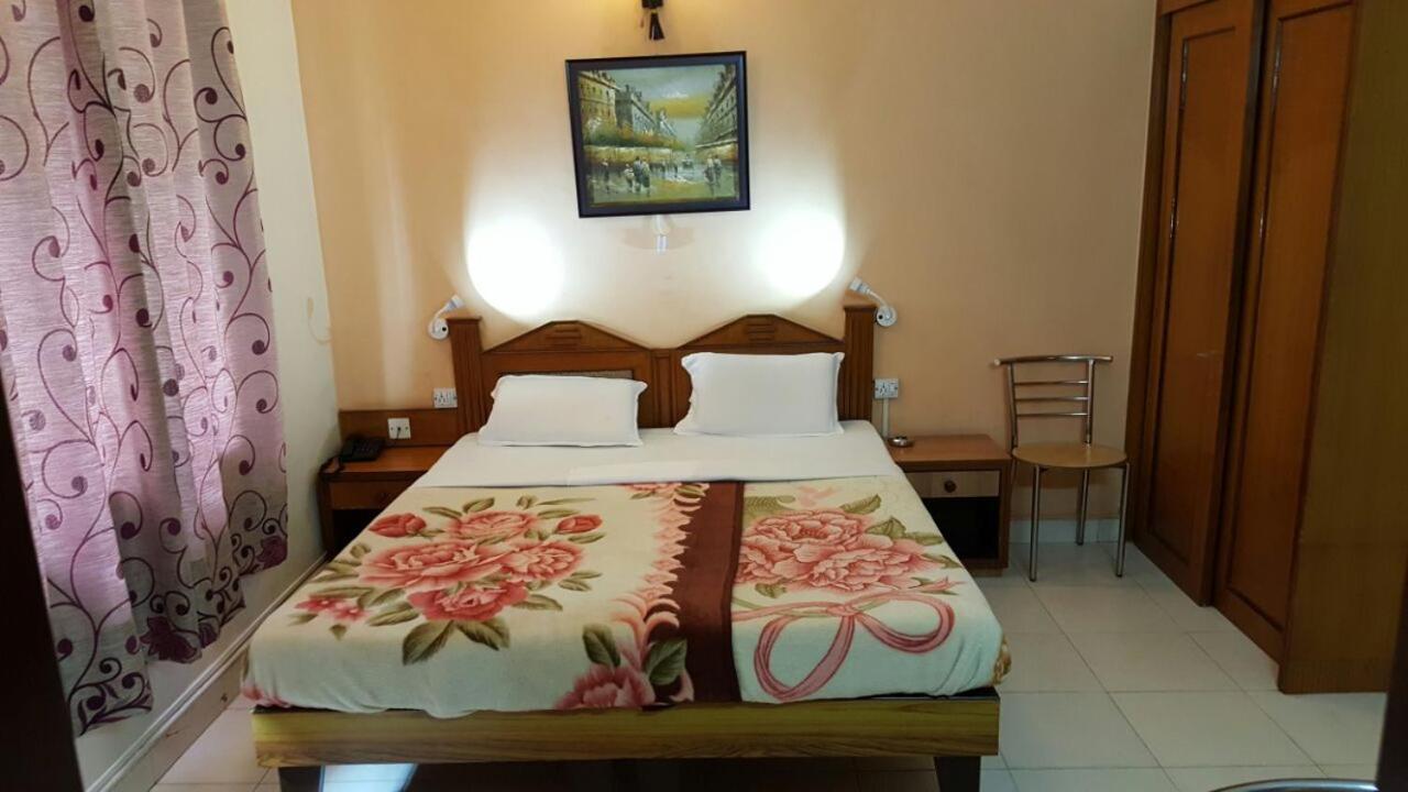 Standard Double Room - Photo 4
