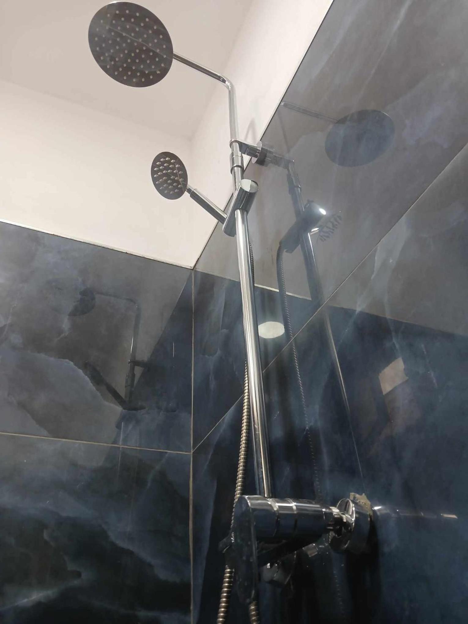 Quadruple Room with Private Bathroom photo 1