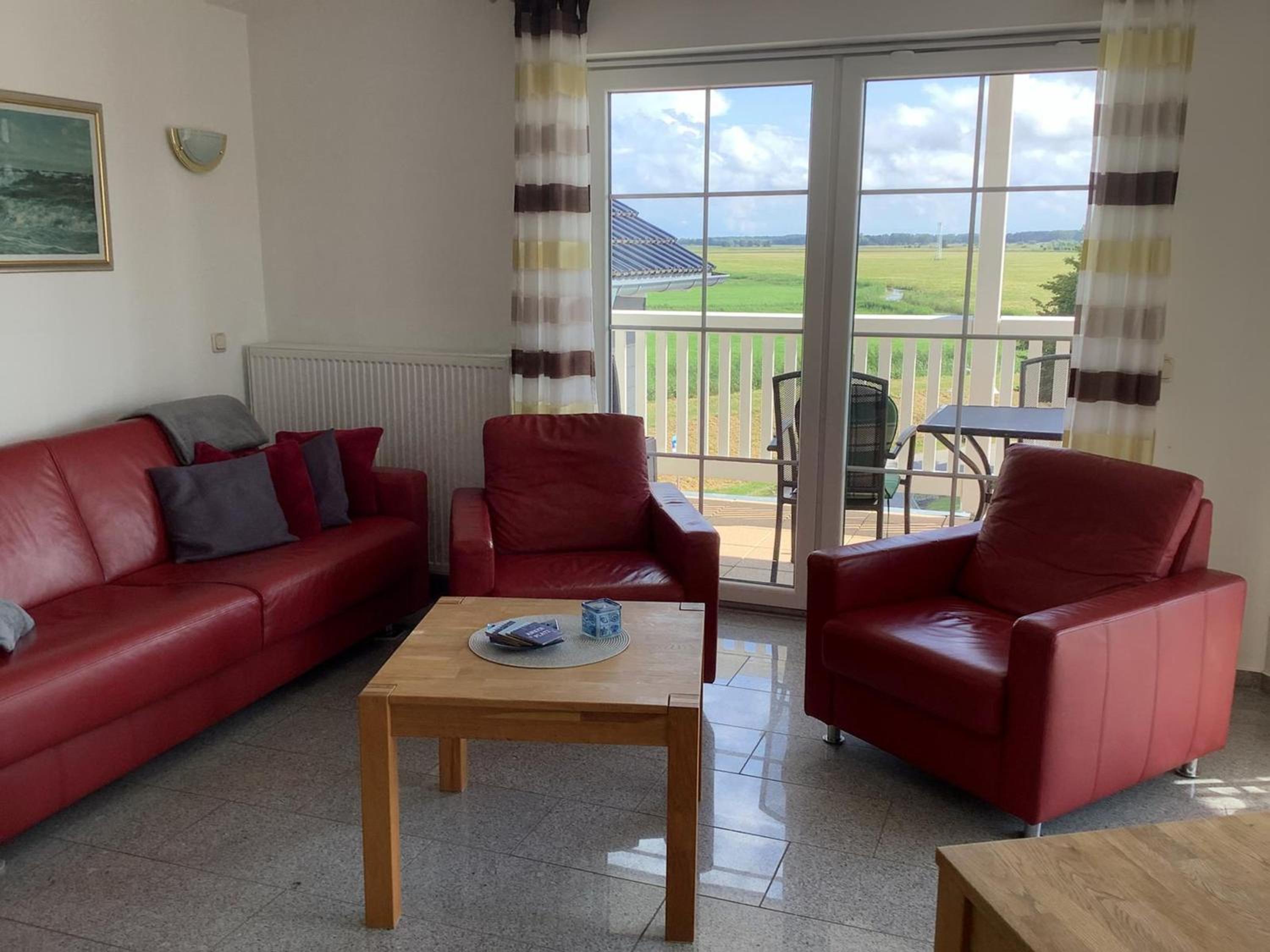 Two-Bedroom Apartment with Balcony photo 1