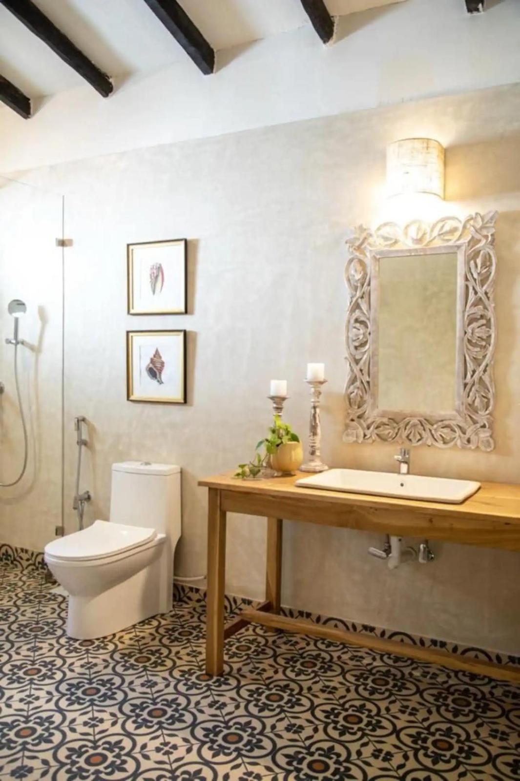 Villa photo 2