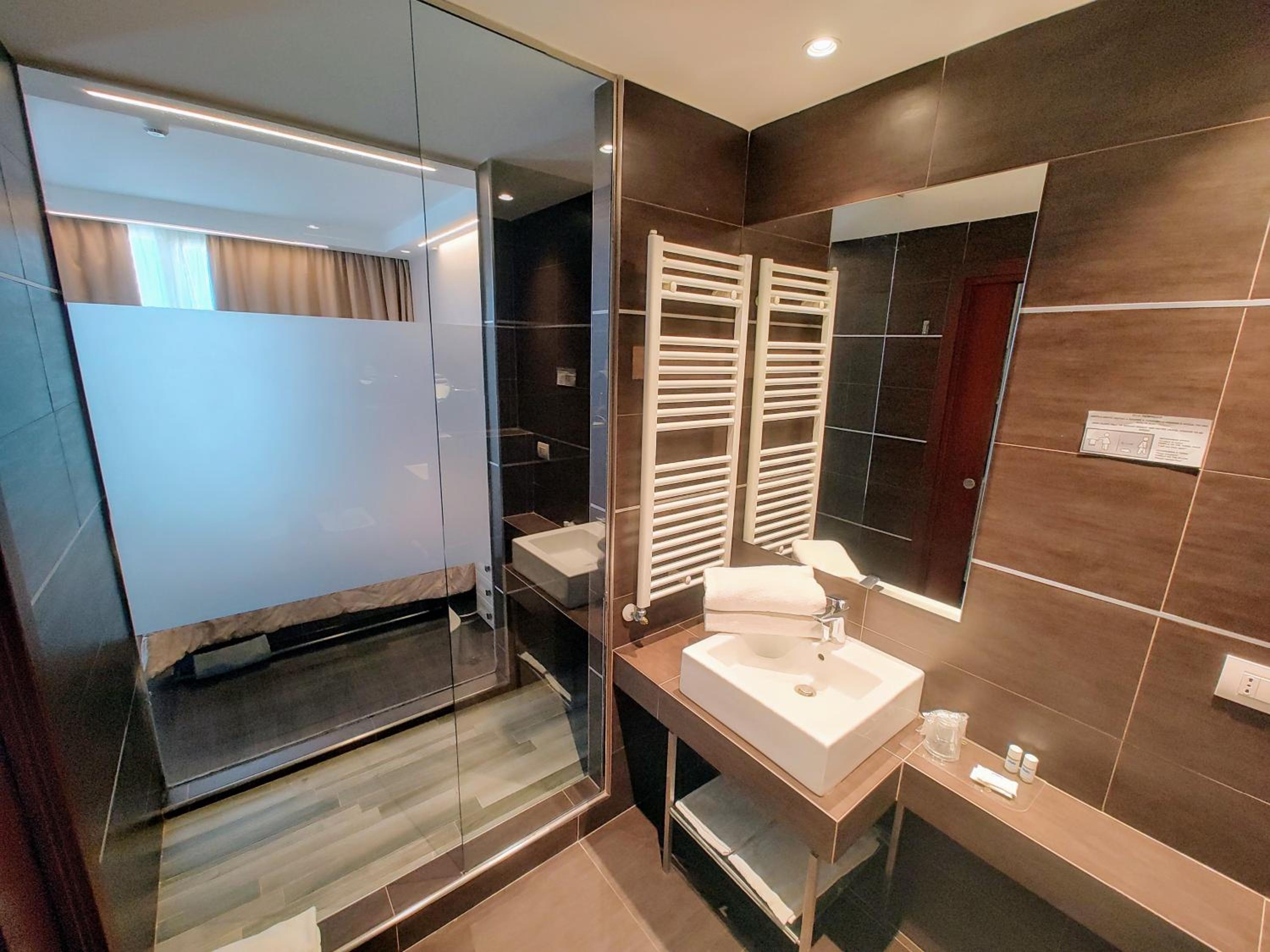 Superior Double Room - Photo 15