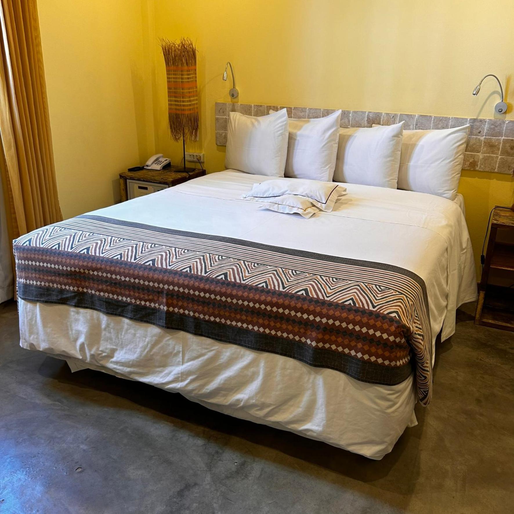 Standard Double or Twin Room photo 3