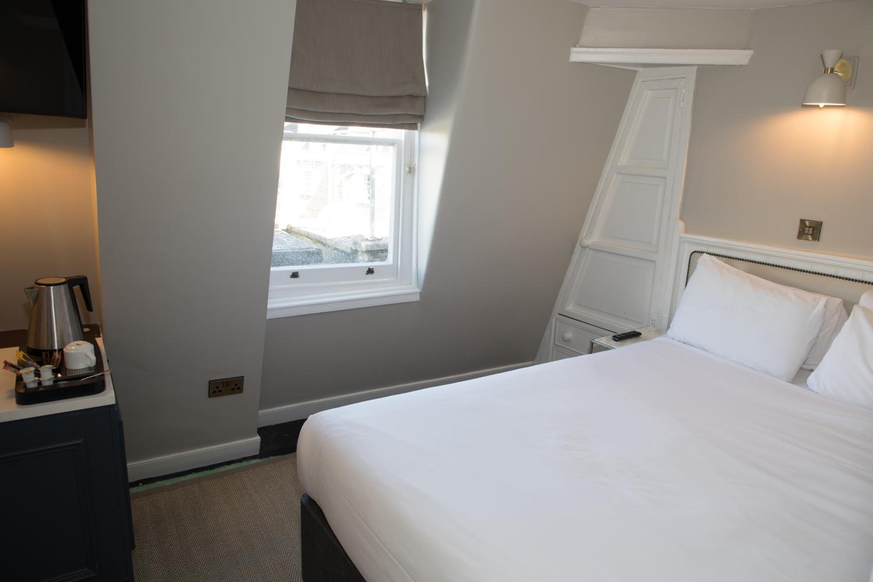 Traditional Individual Room