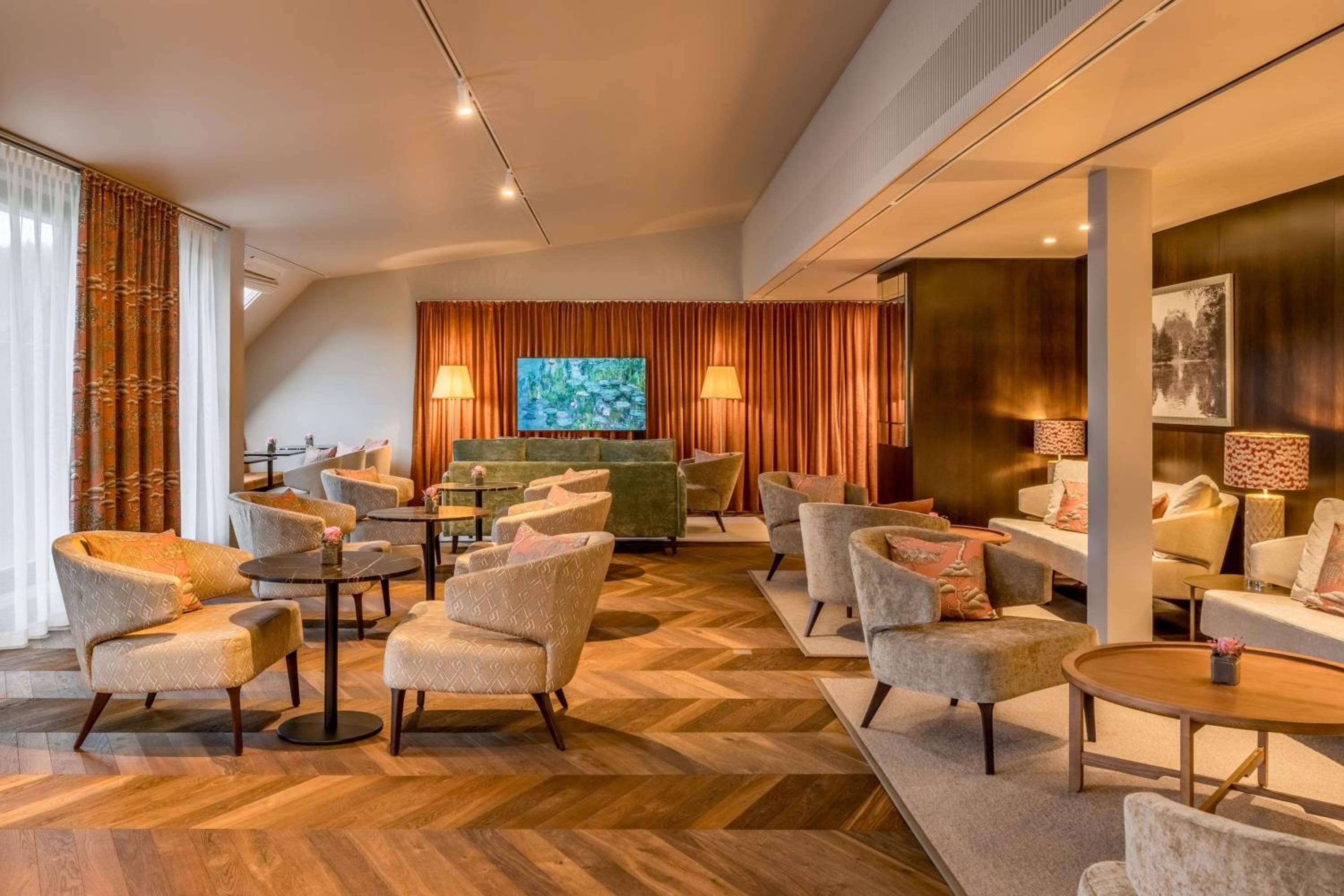 Club Room with Etage7 Access - Photo 6