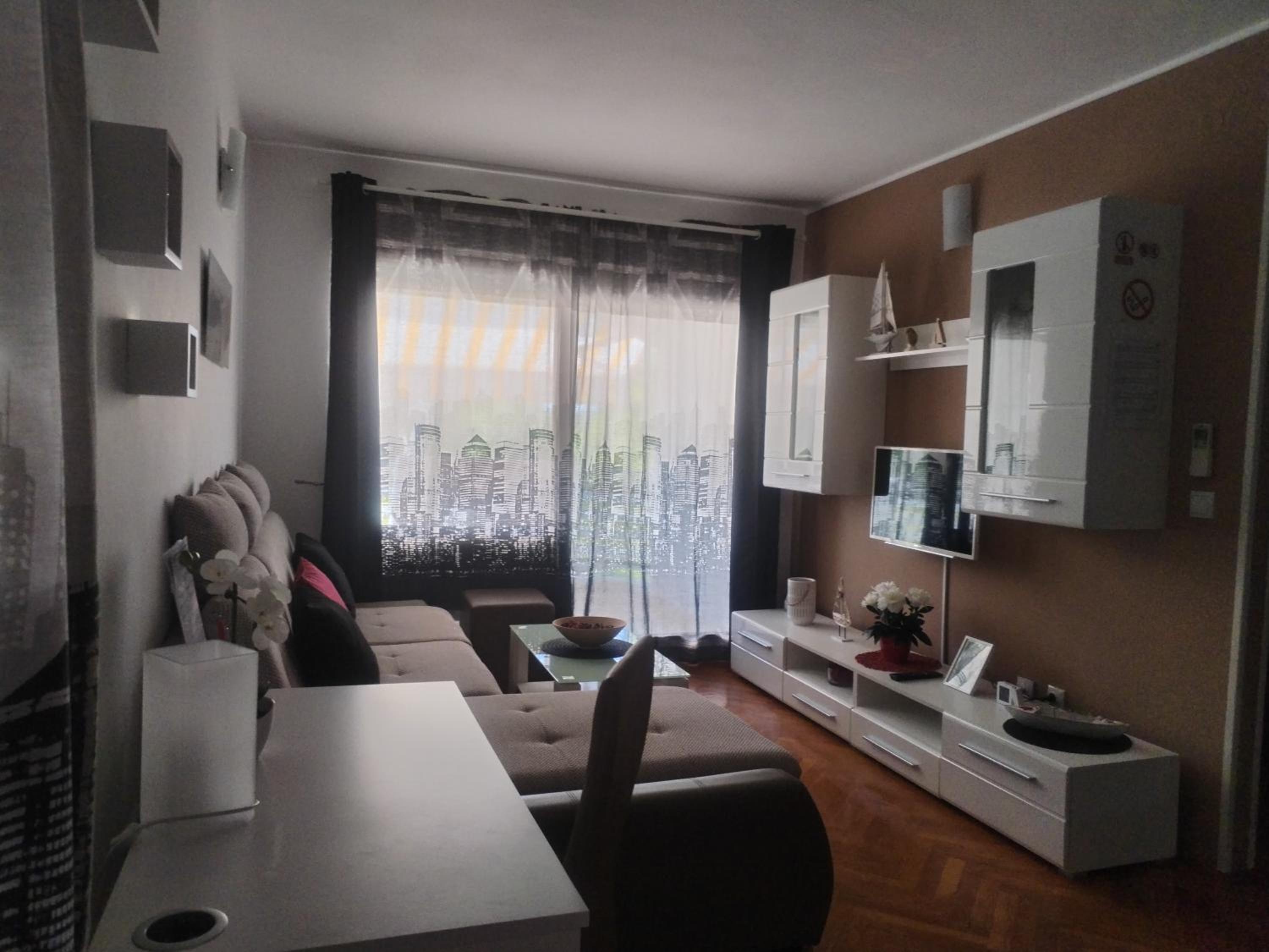 One-Bedroom Apartment with Balcony