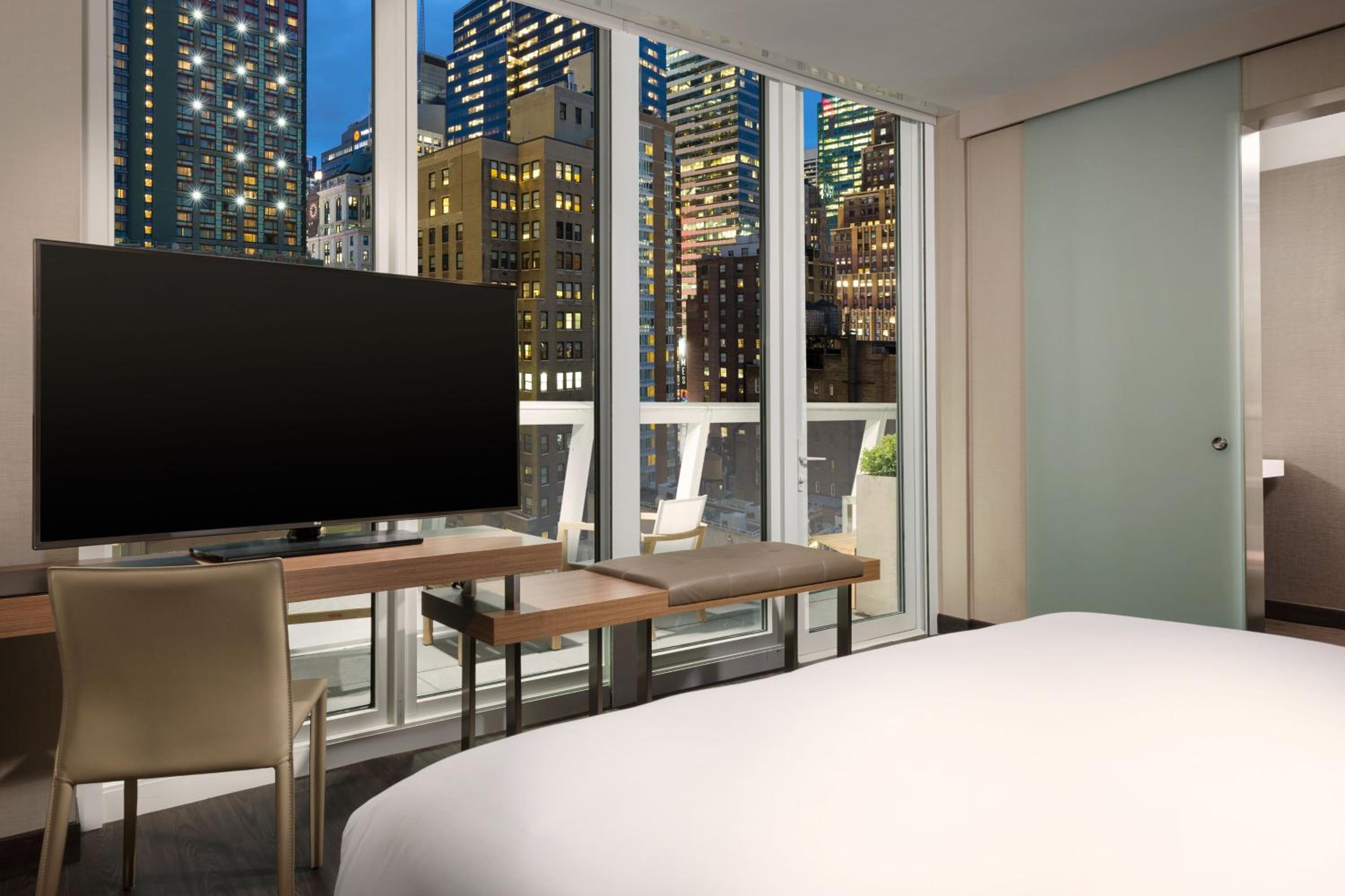 King Room with Balcony photo 3