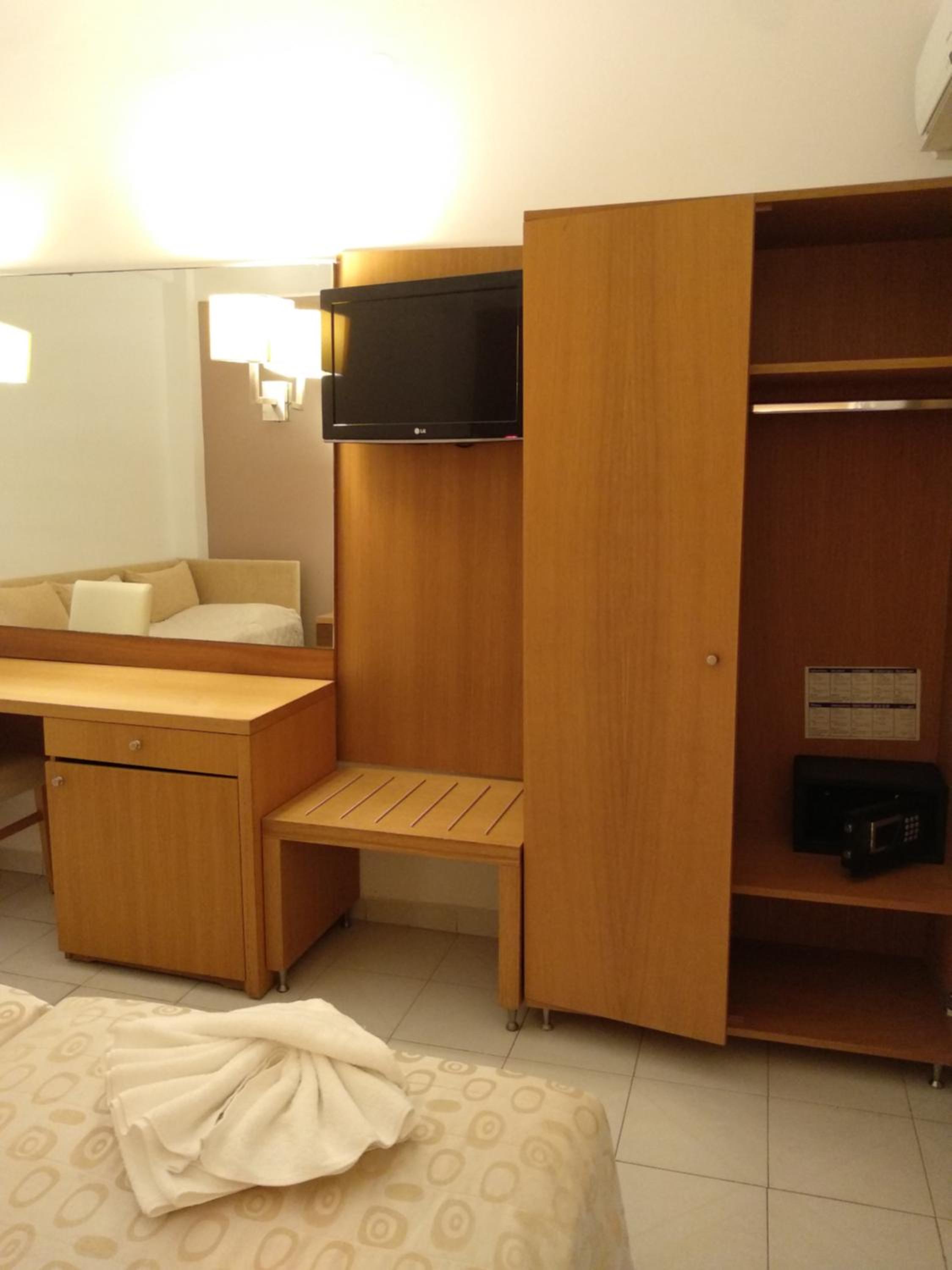 Triple Room with Balcony photo 3