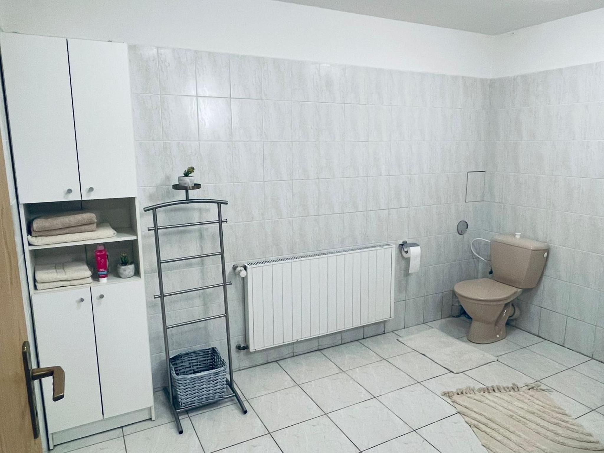 Double Room with Private Bathroom photo 3