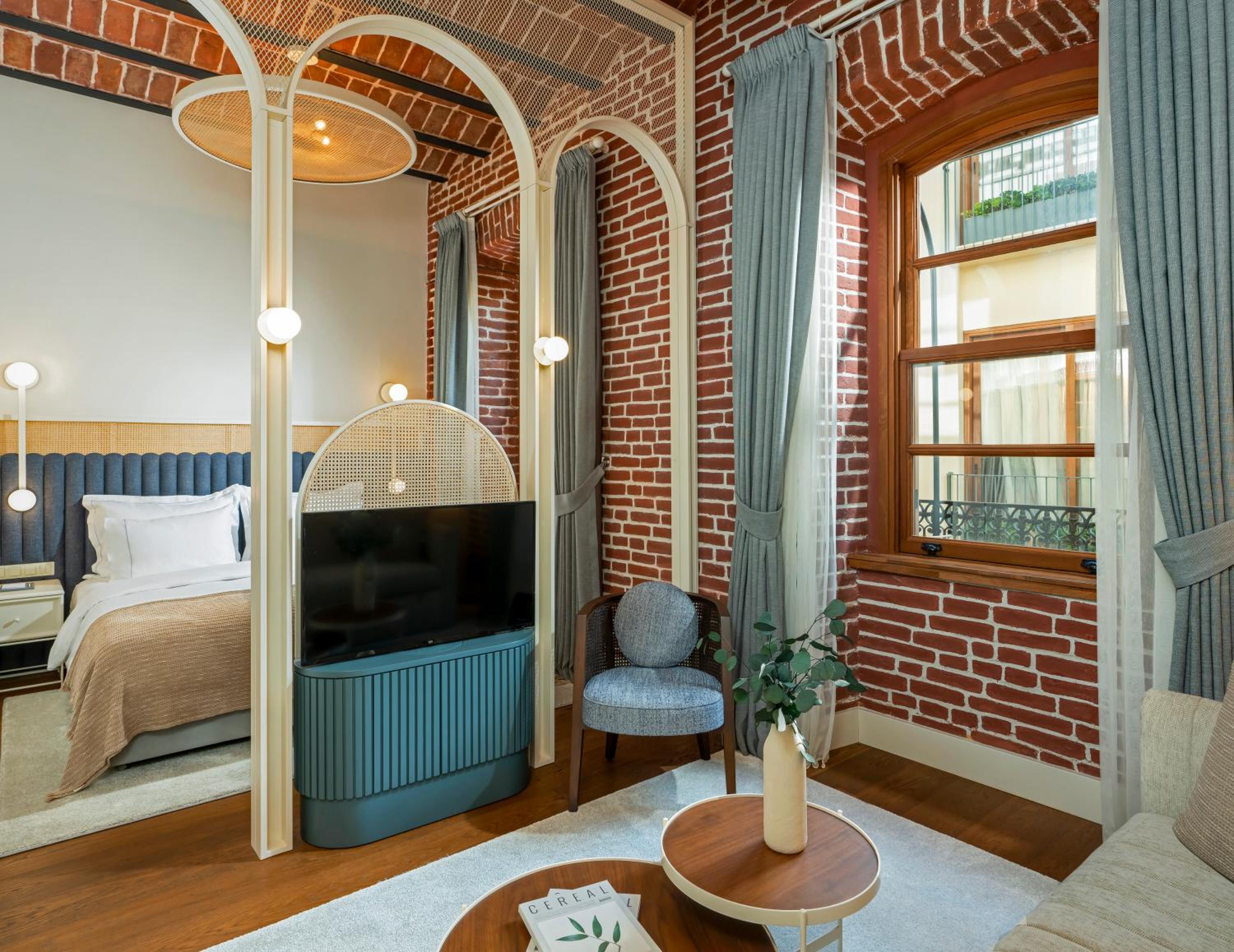Suite with Balcony