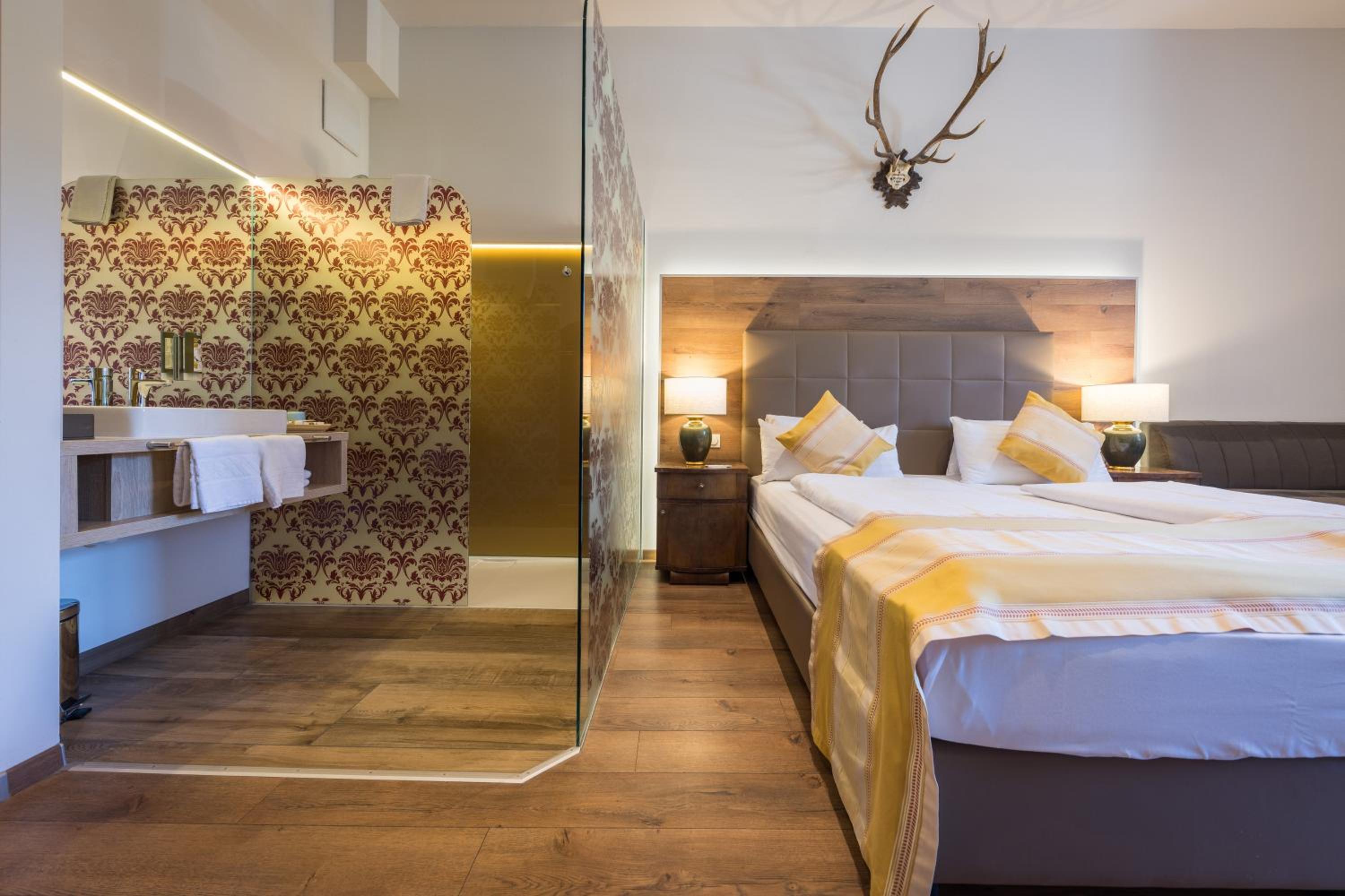 Superior Double Room - Photo 2