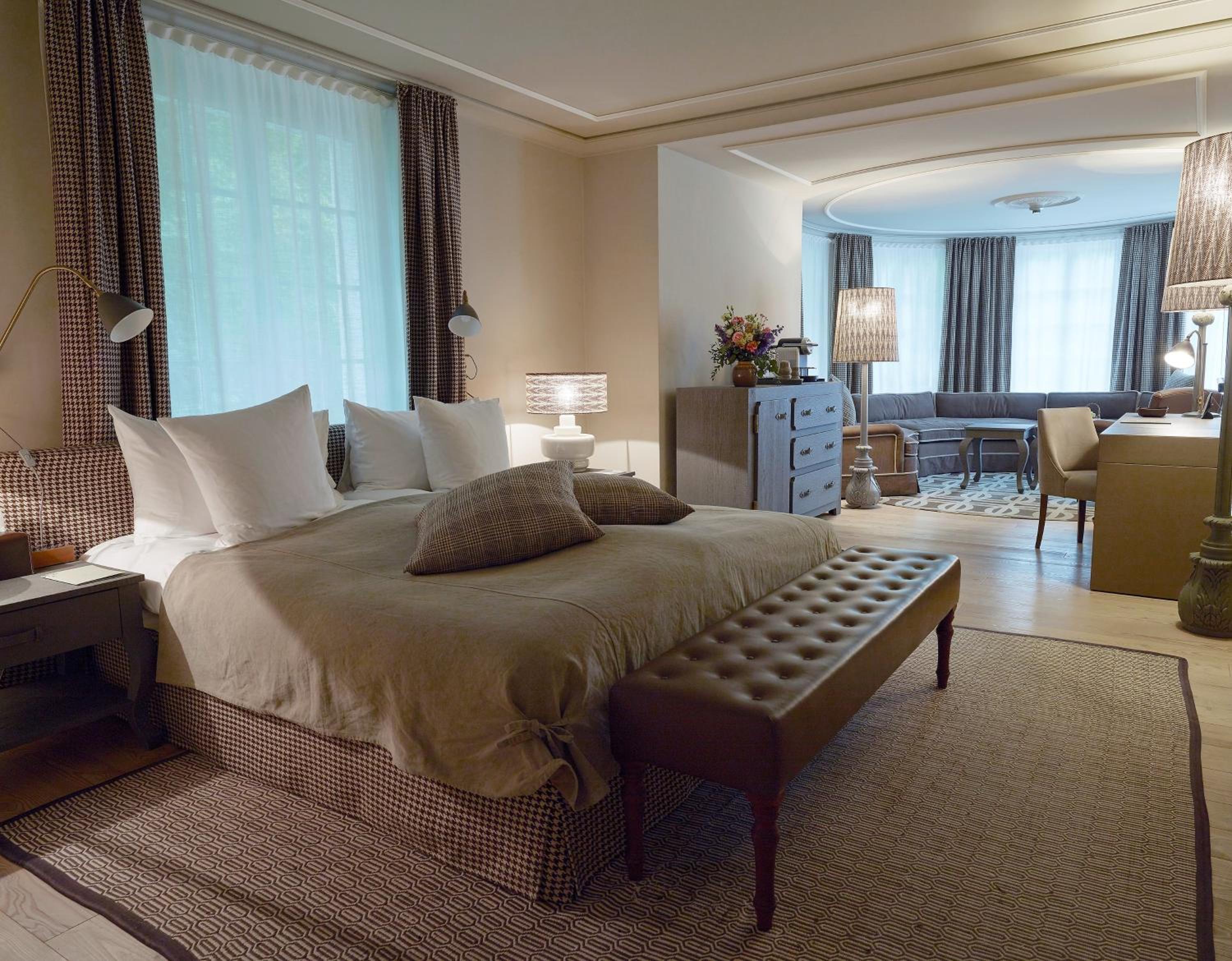 Suite with Park View - Photo 1