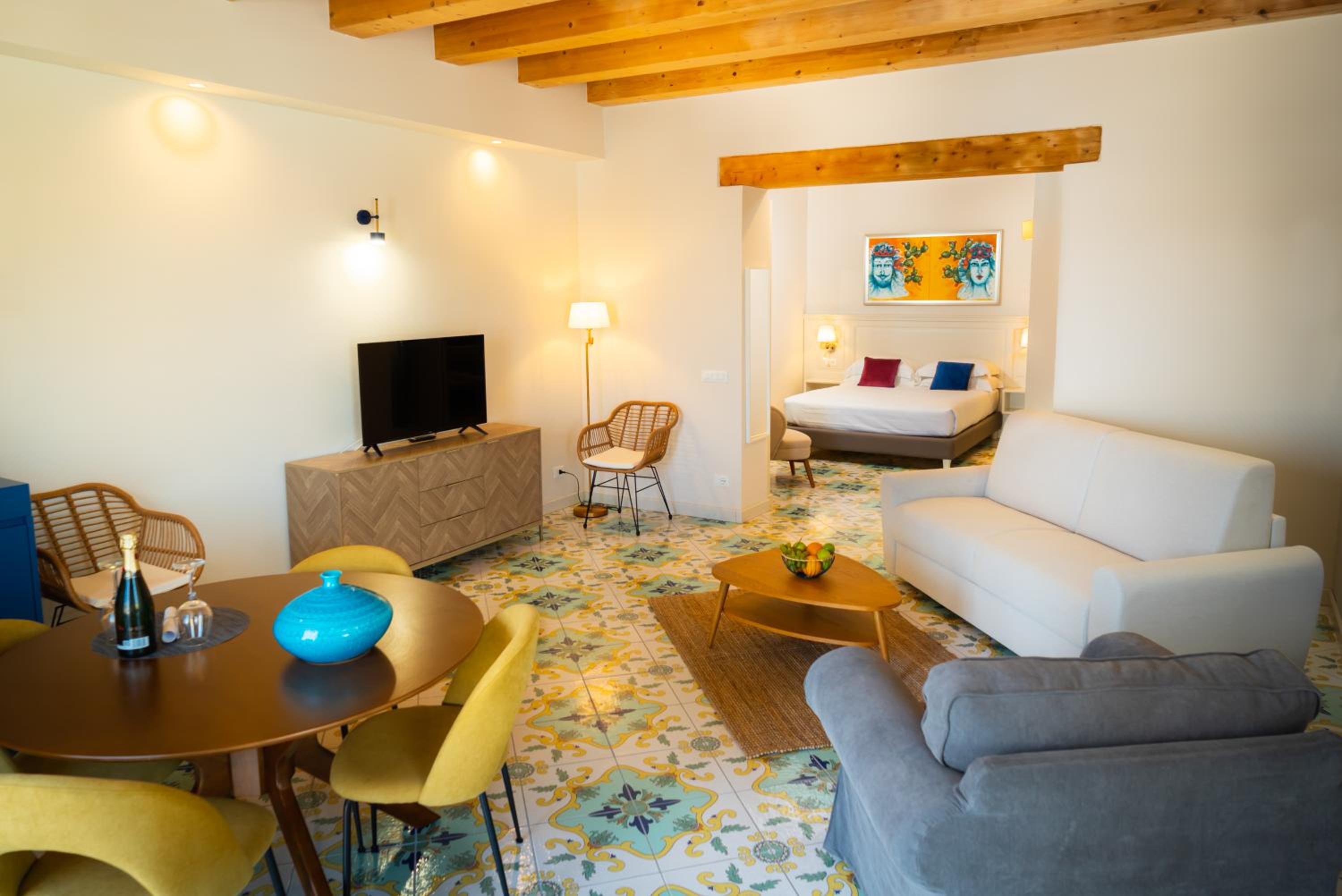 Family Room with Sea View