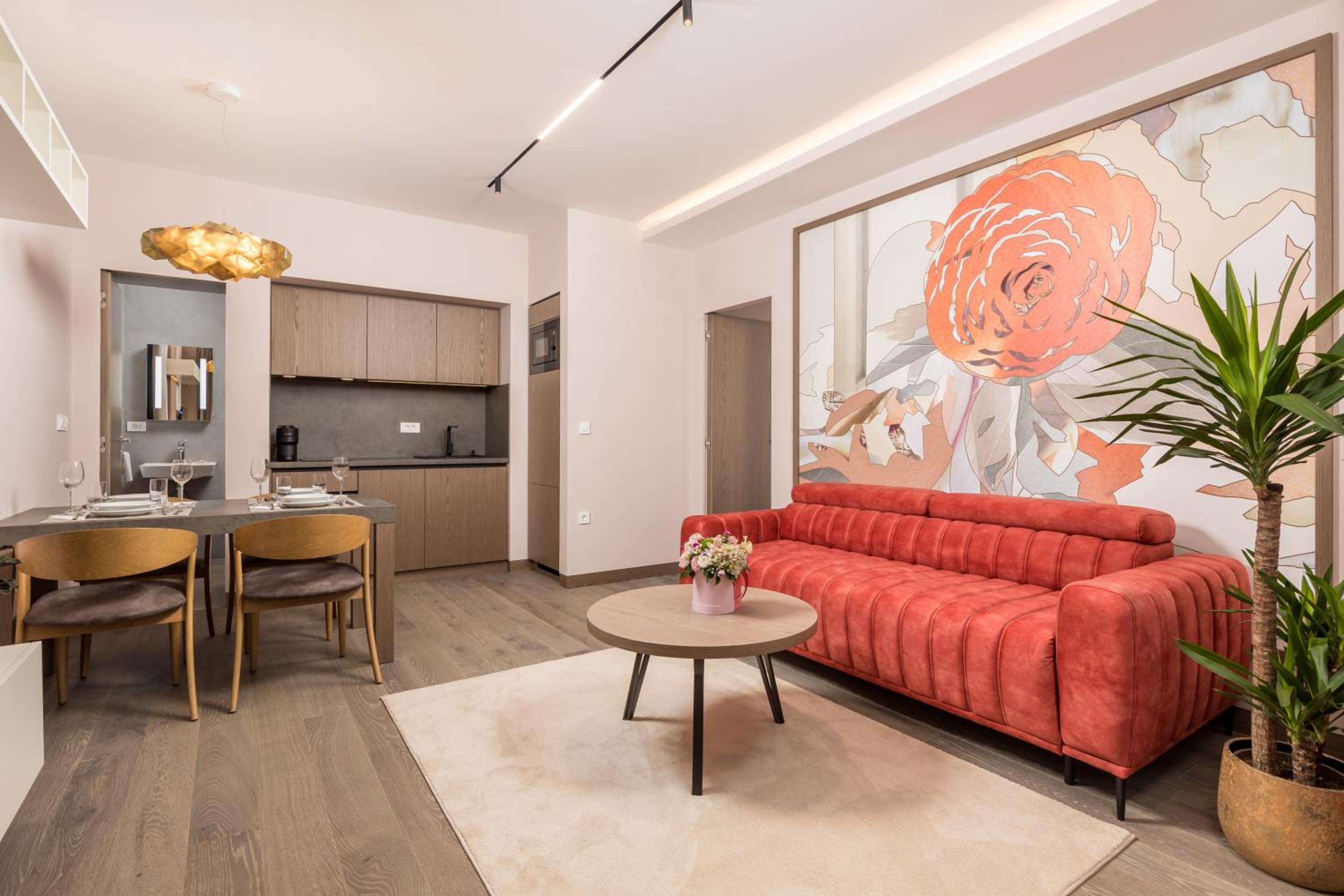 Apartment with Terrace - Photo 21