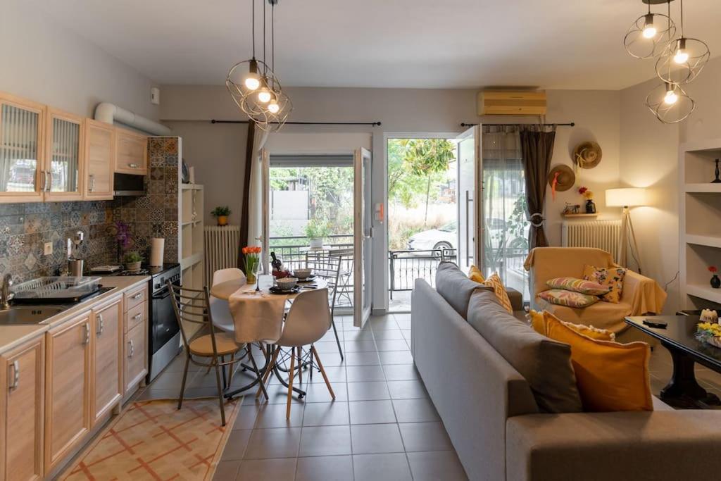 One-Bedroom Apartment with Terrace photo 1