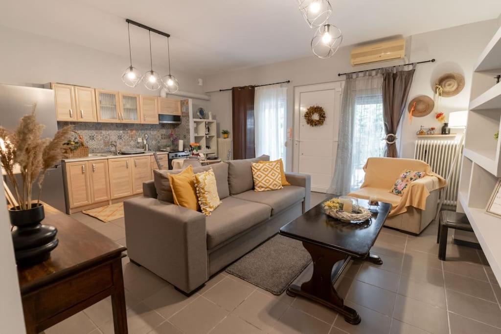 One-Bedroom Apartment with Terrace photo 3