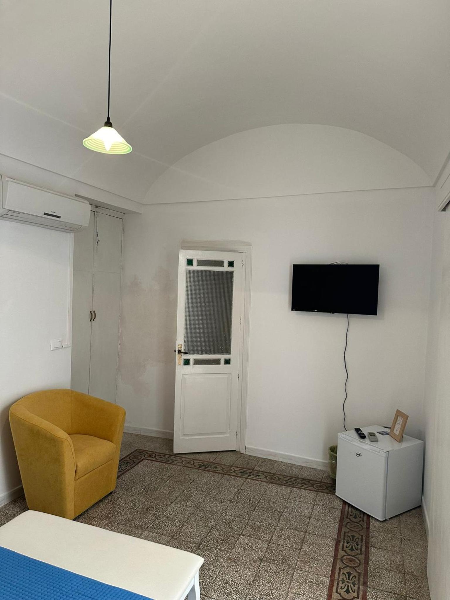 Large Double Room photo 2