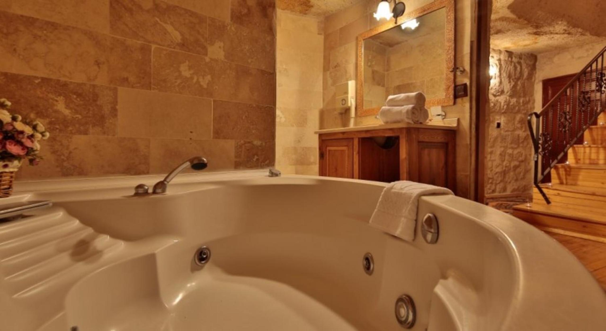 King Suite photo 2