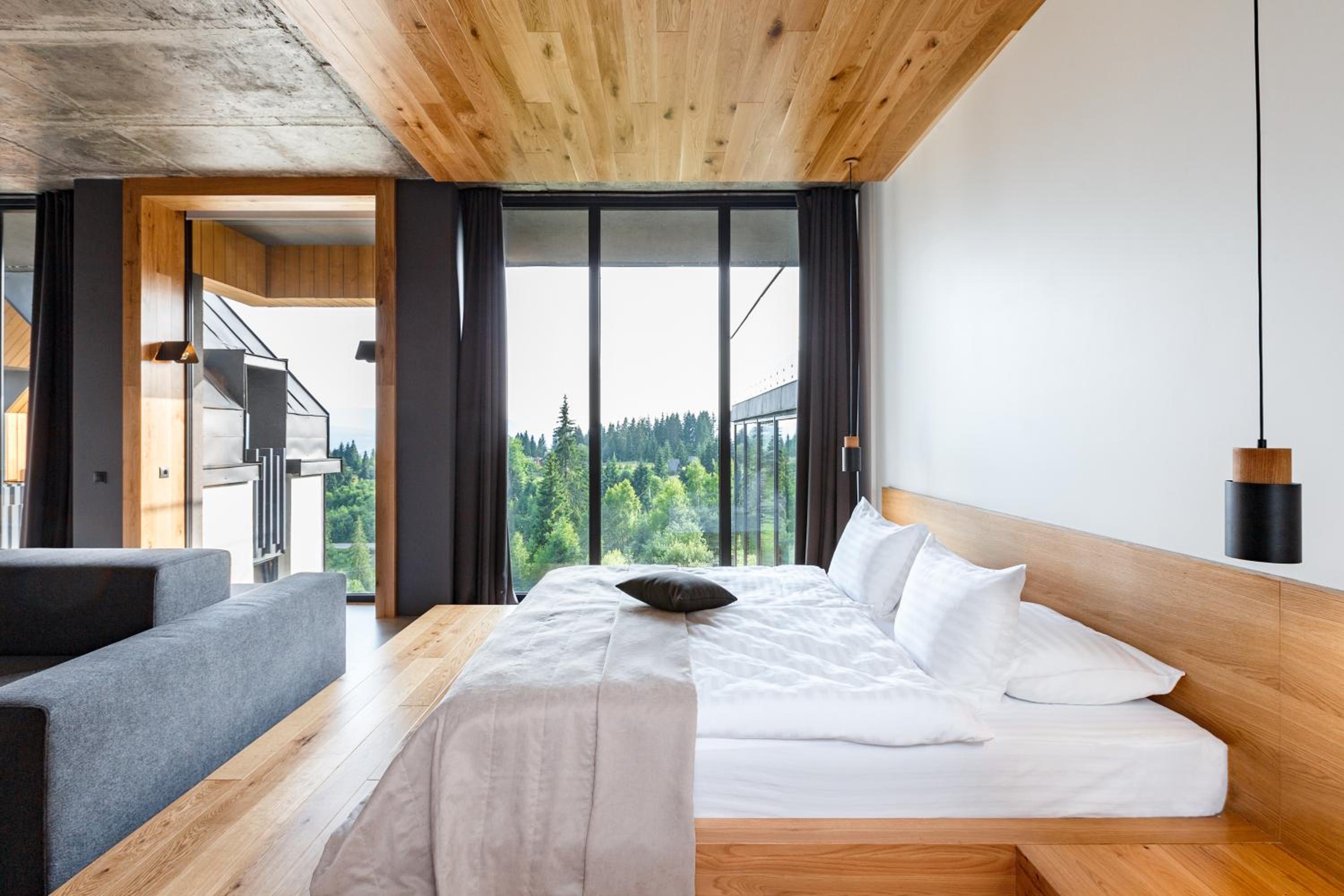 Suite with Panoramic View photo 1