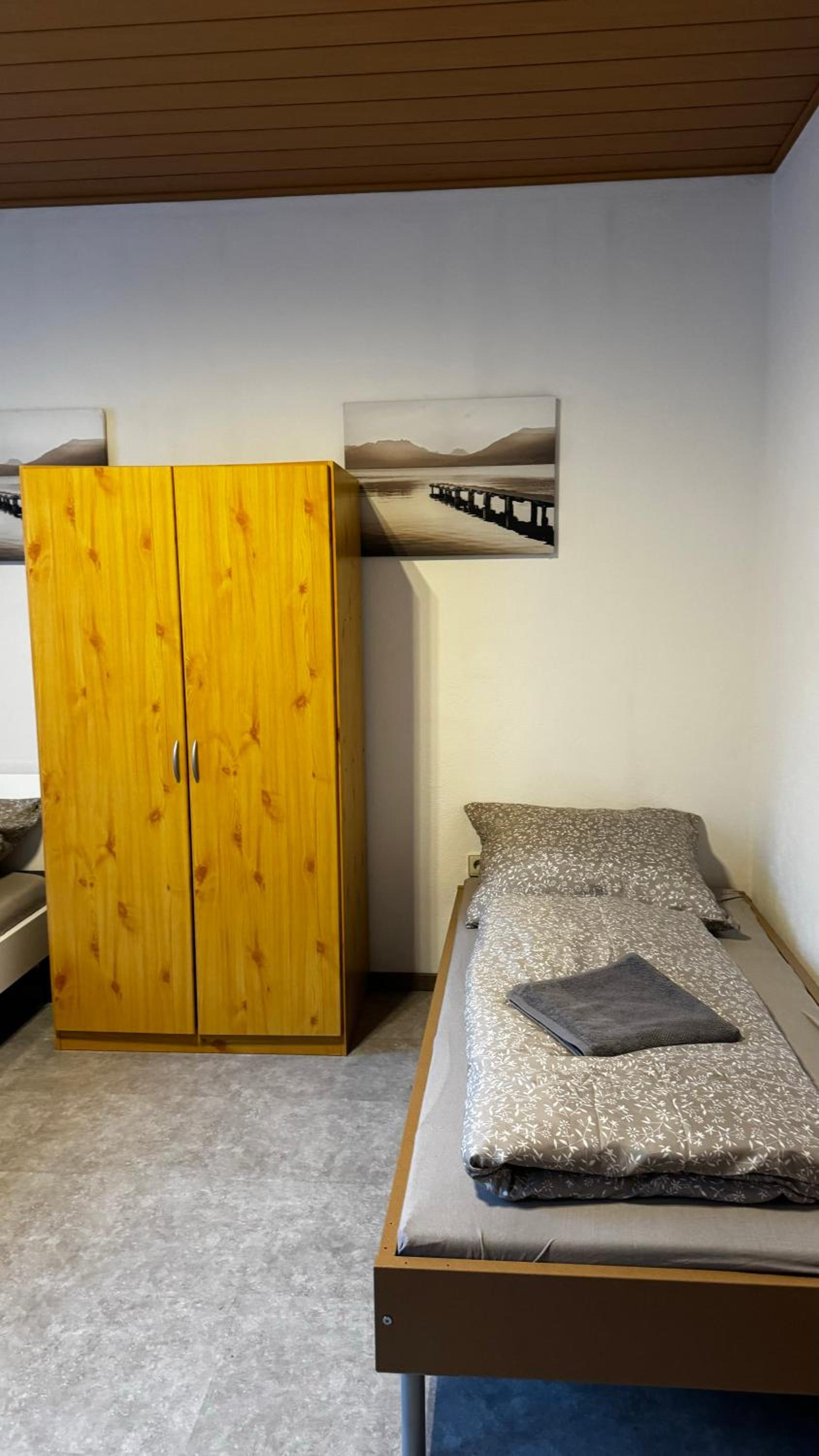 Two-Bedroom Apartment with Mountain View photo 2
