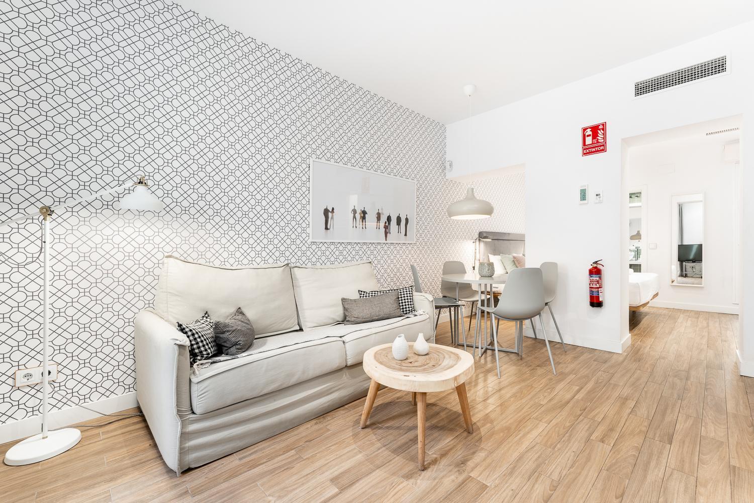 Estudio con terraza