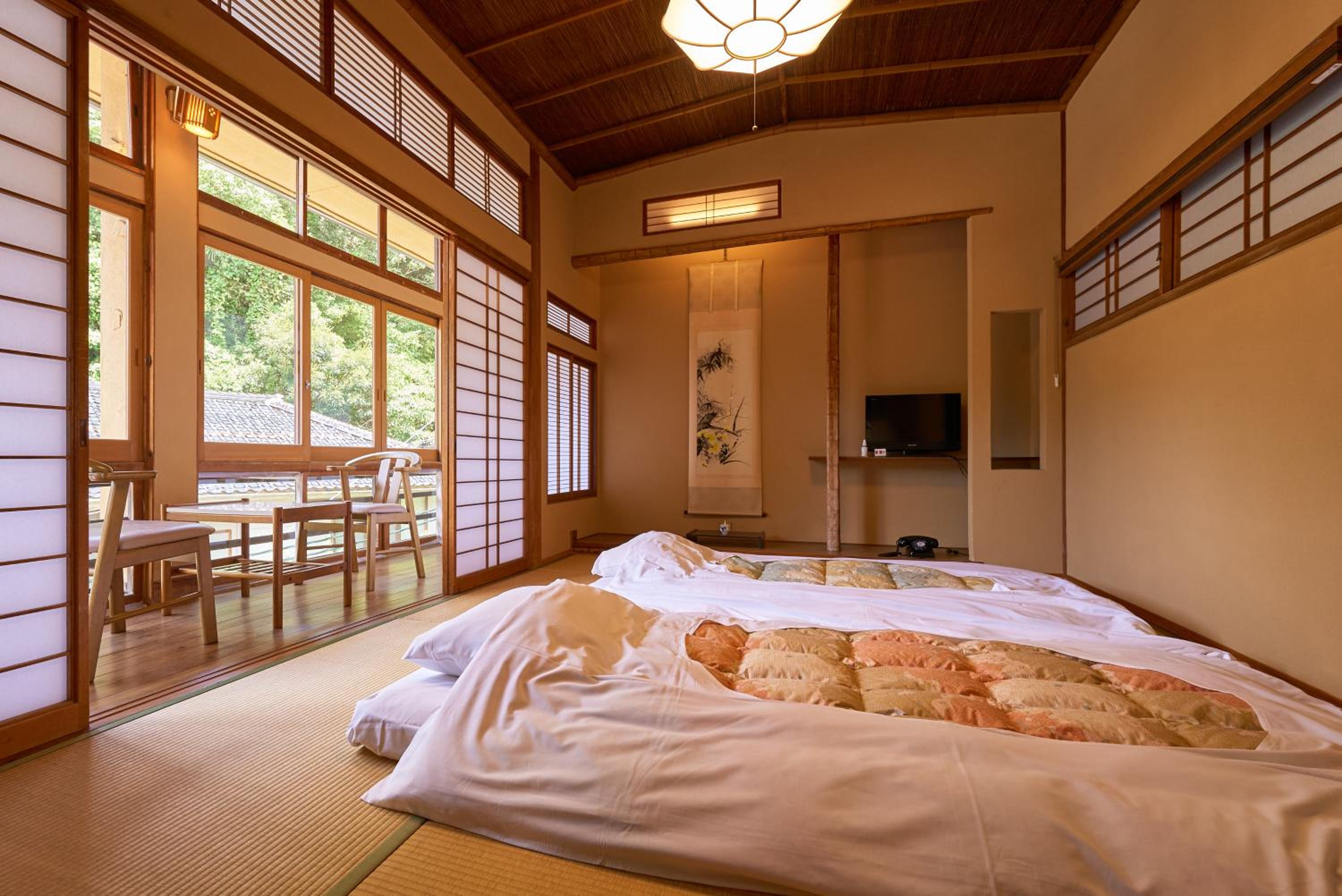 Japanese-Style Room