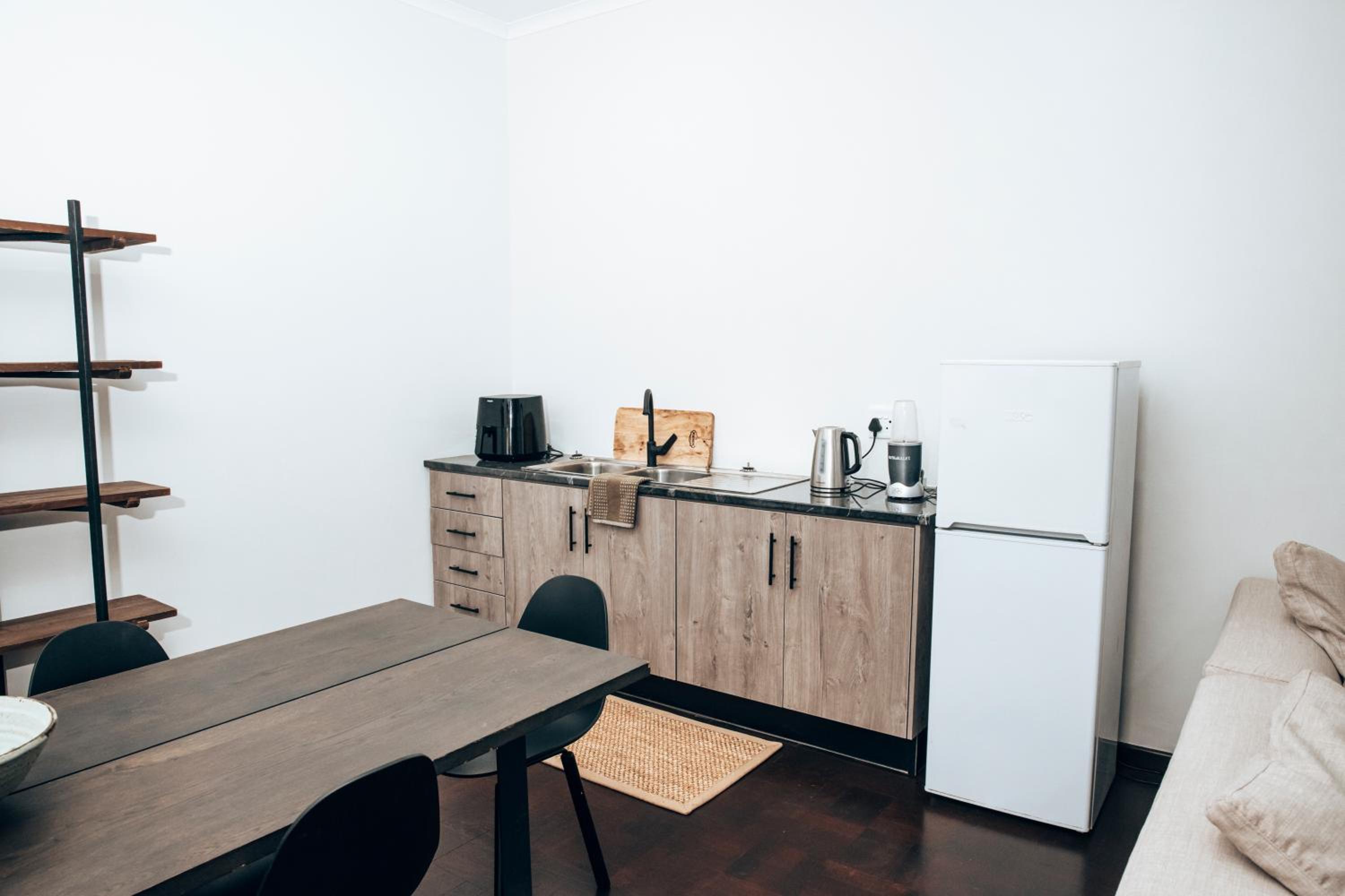 One-Bedroom Apartment photo 3